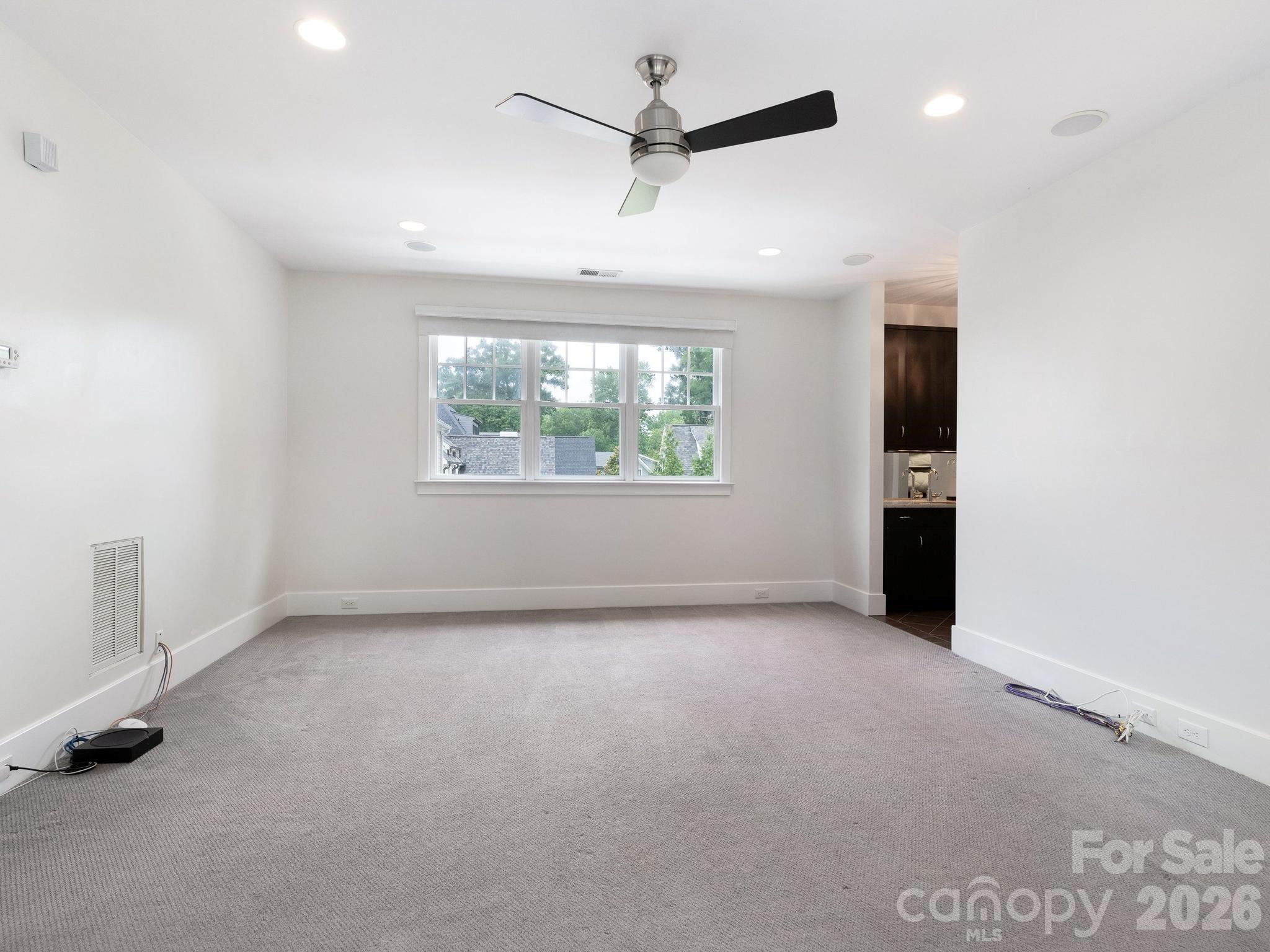 300 Plantation Place — Charlotte