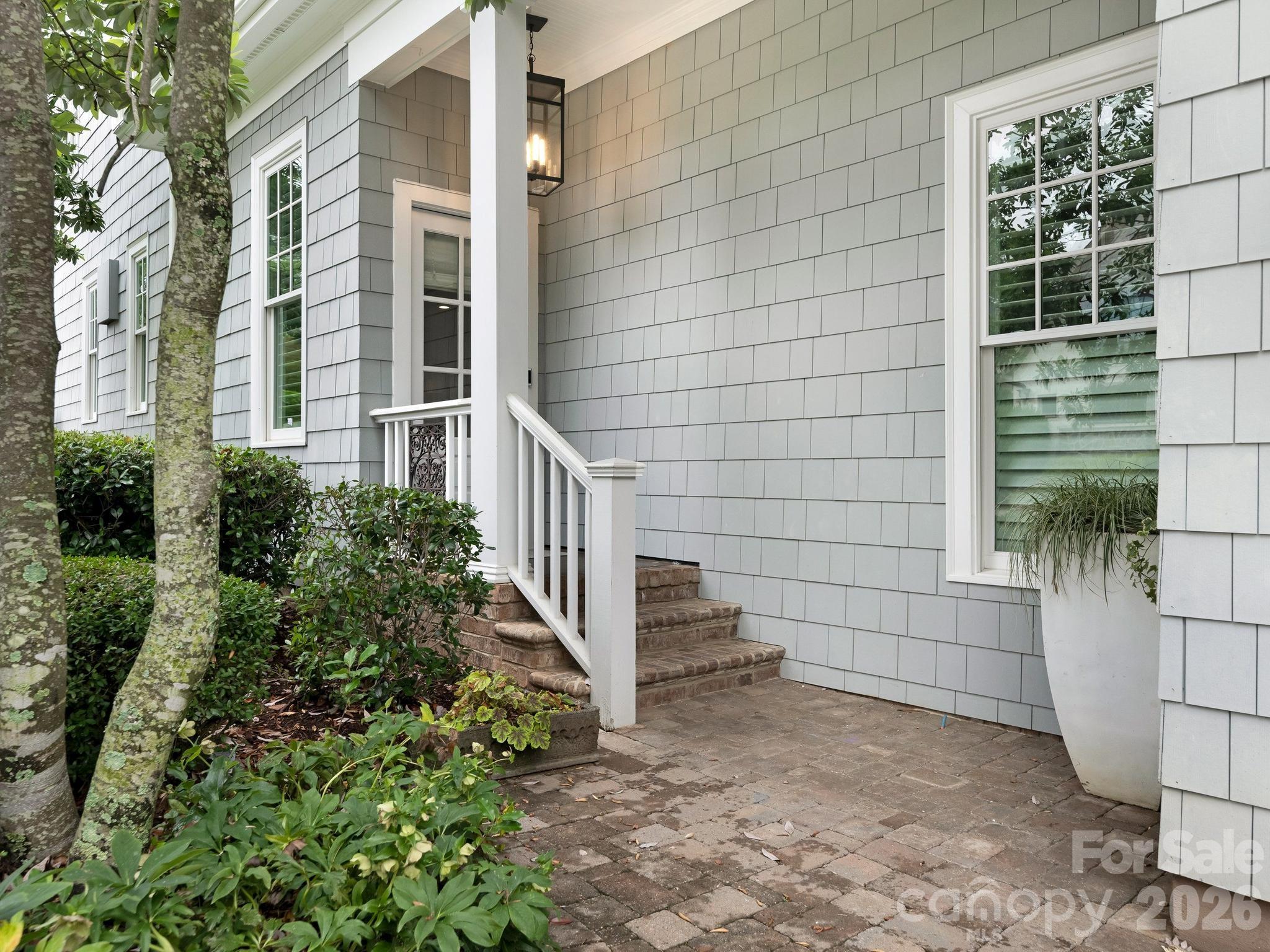 300 Plantation Place — Charlotte