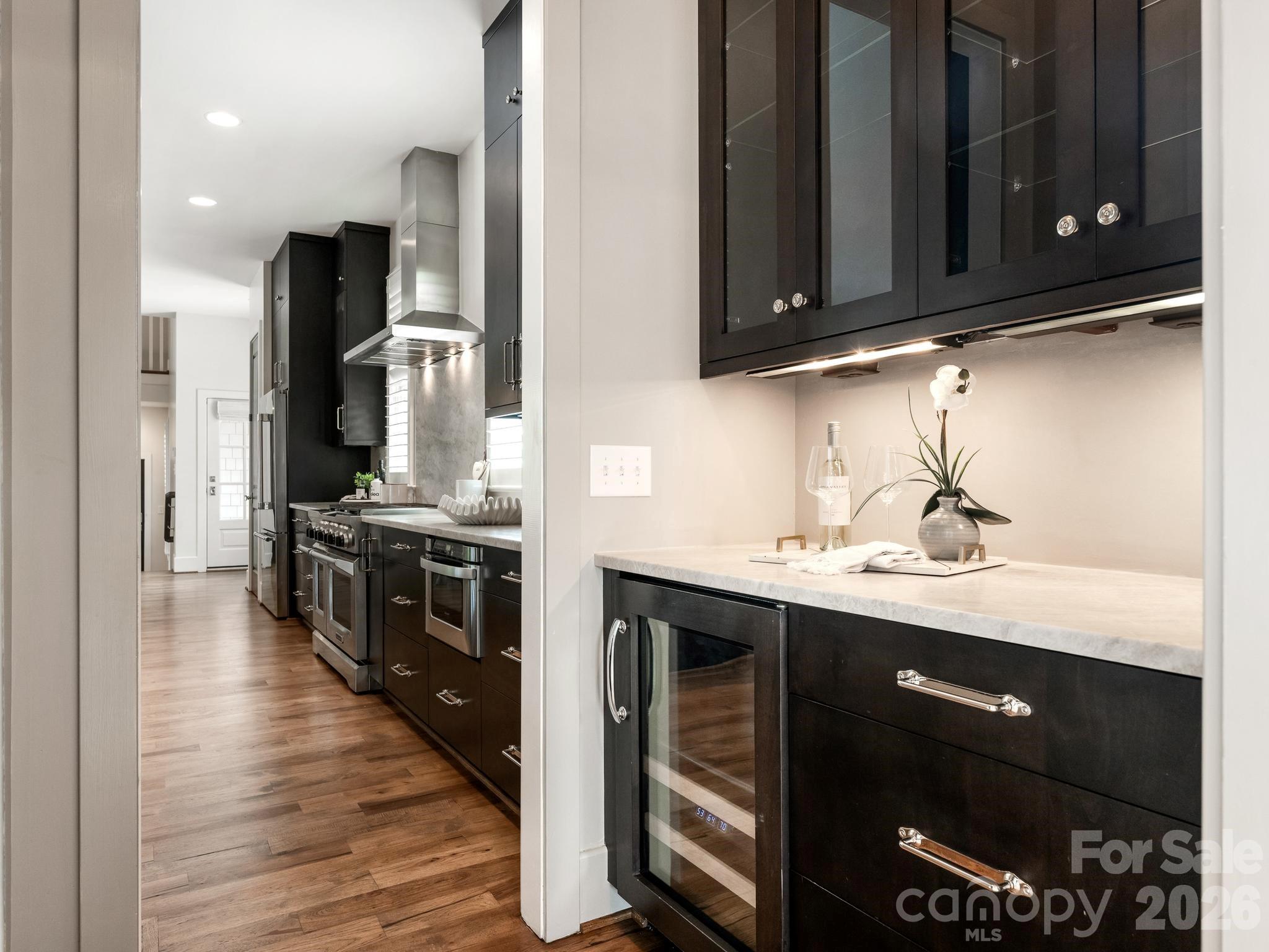 300 Plantation Place — Charlotte