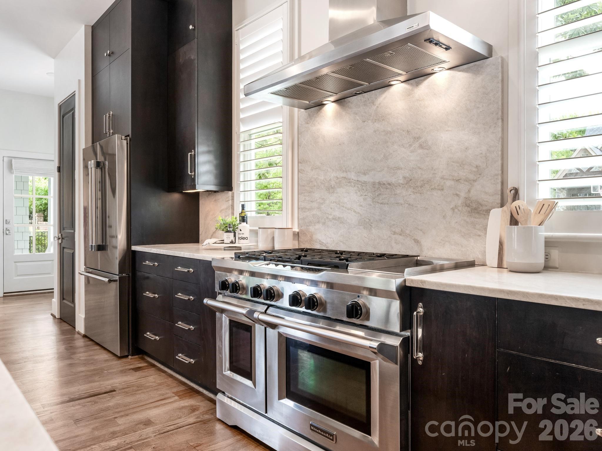 300 Plantation Place — Charlotte