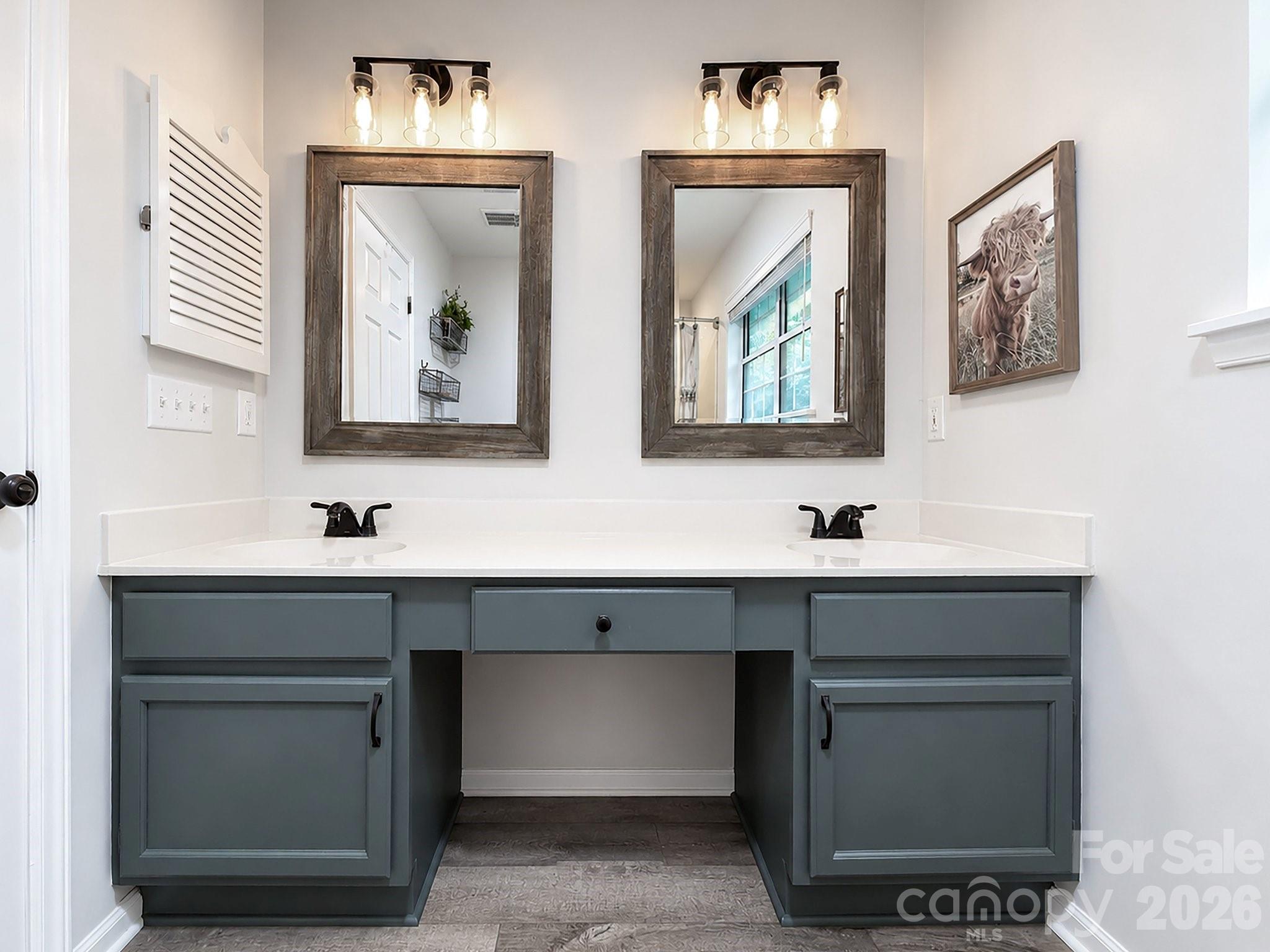 6901 Daerwood Place — Charlotte