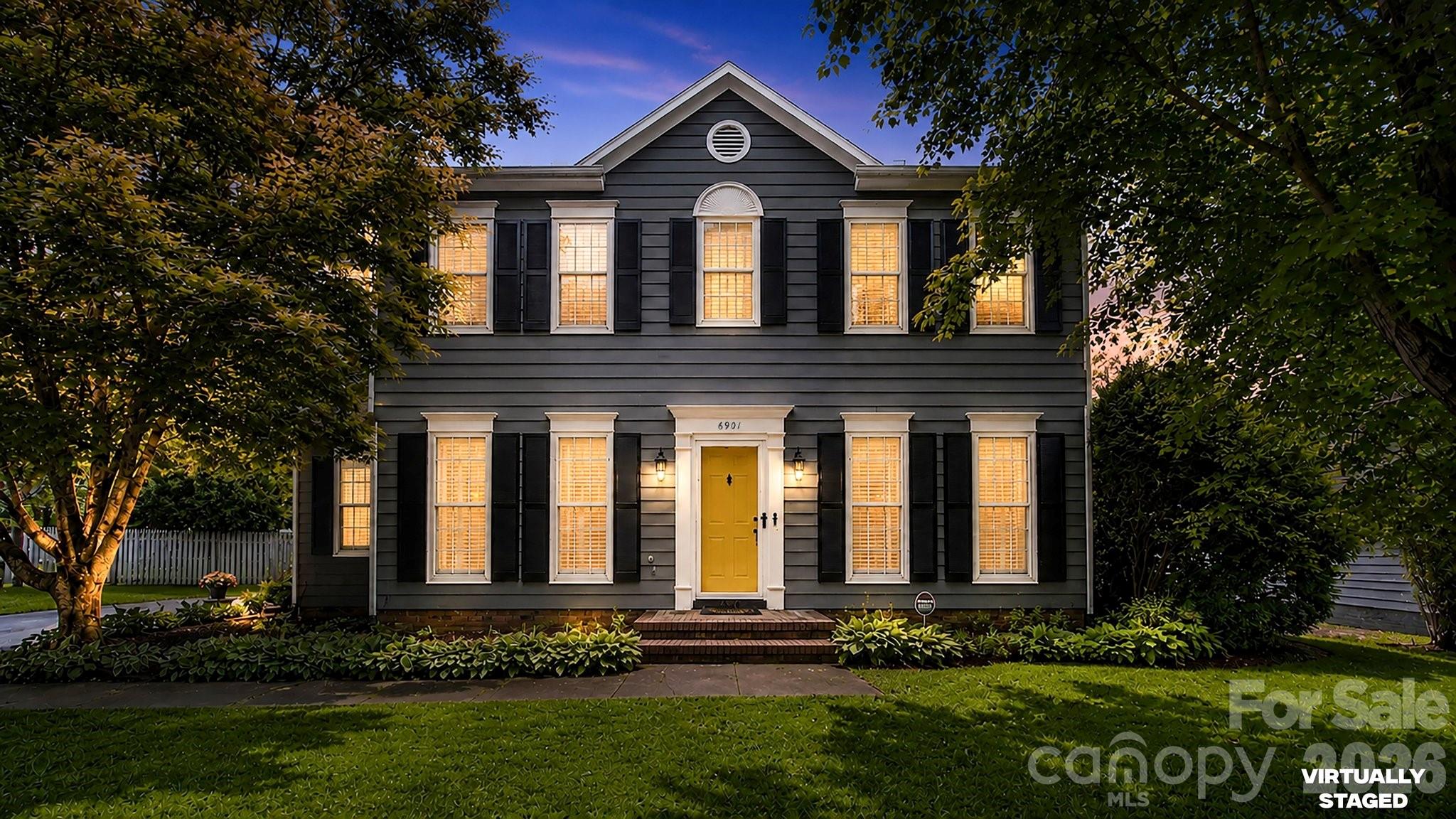 6901 Daerwood Place — Charlotte