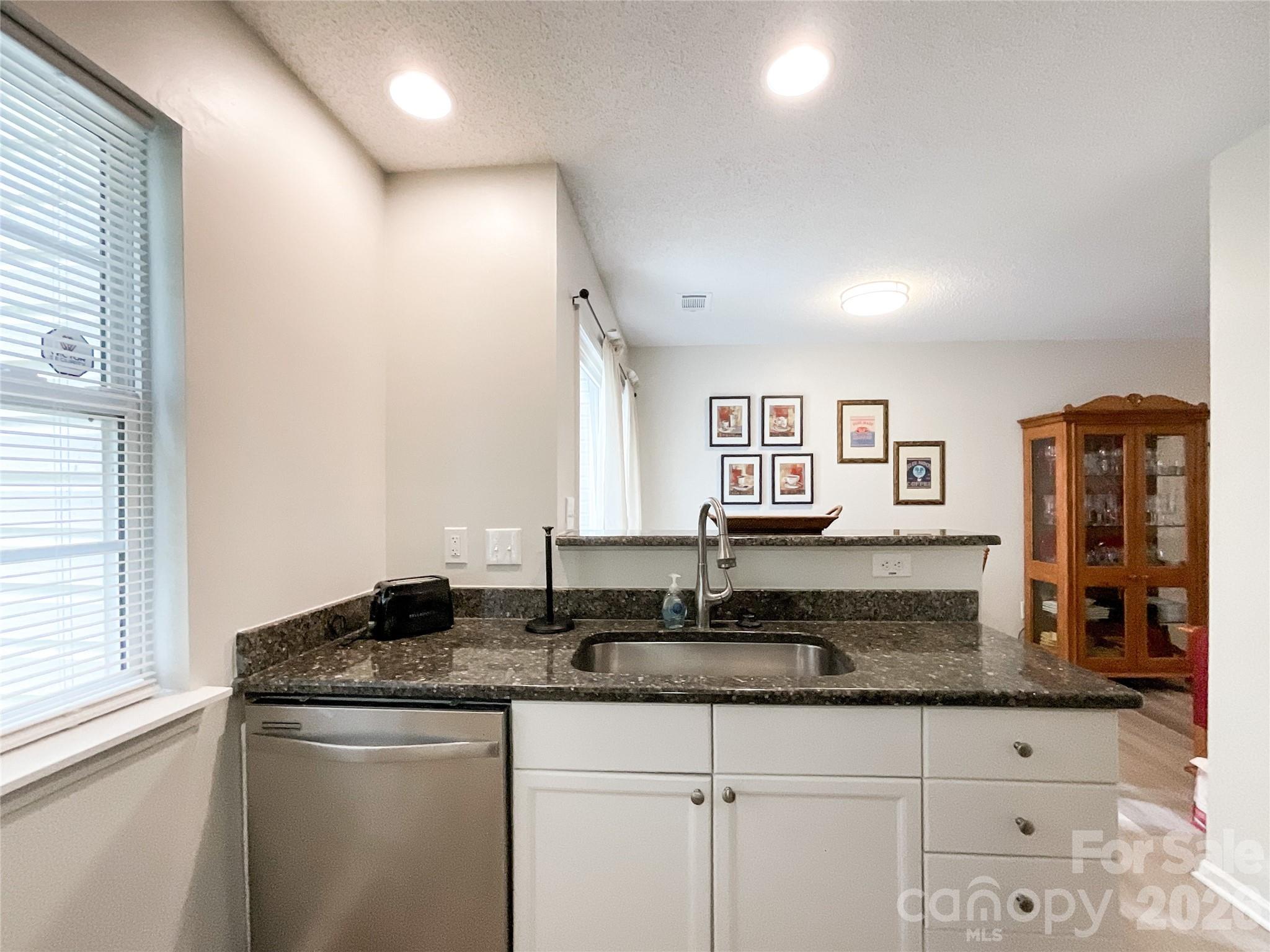 7841 Petrea Lane #3303 — Charlotte