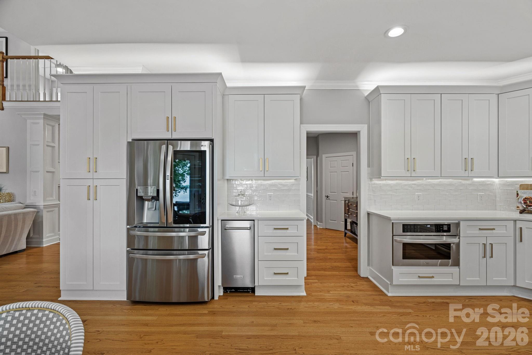 8160 Waterford Drive — Stanley