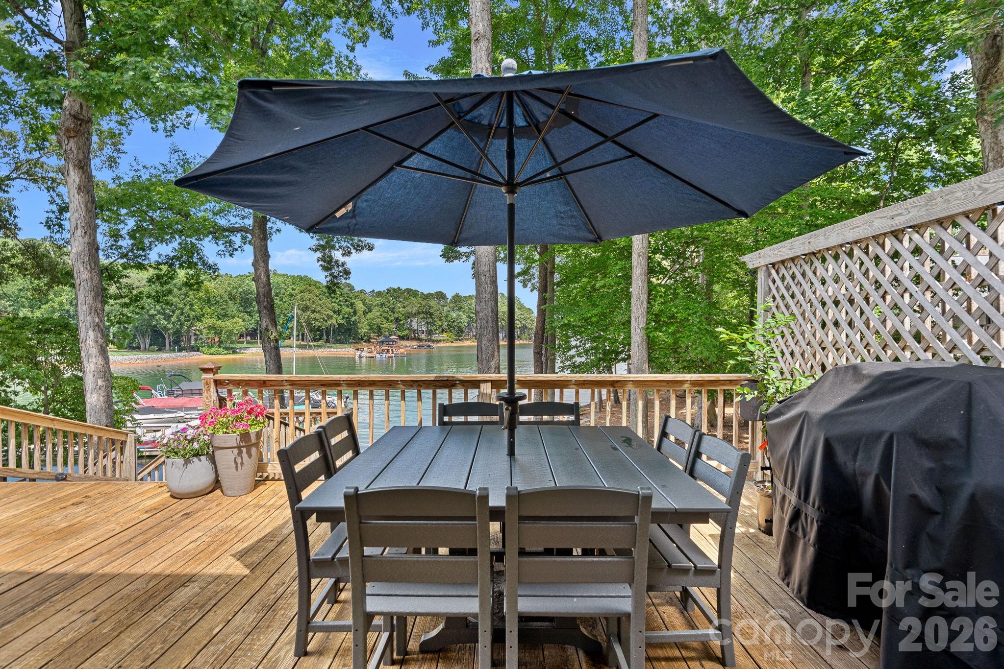 8160 Waterford Drive — Stanley