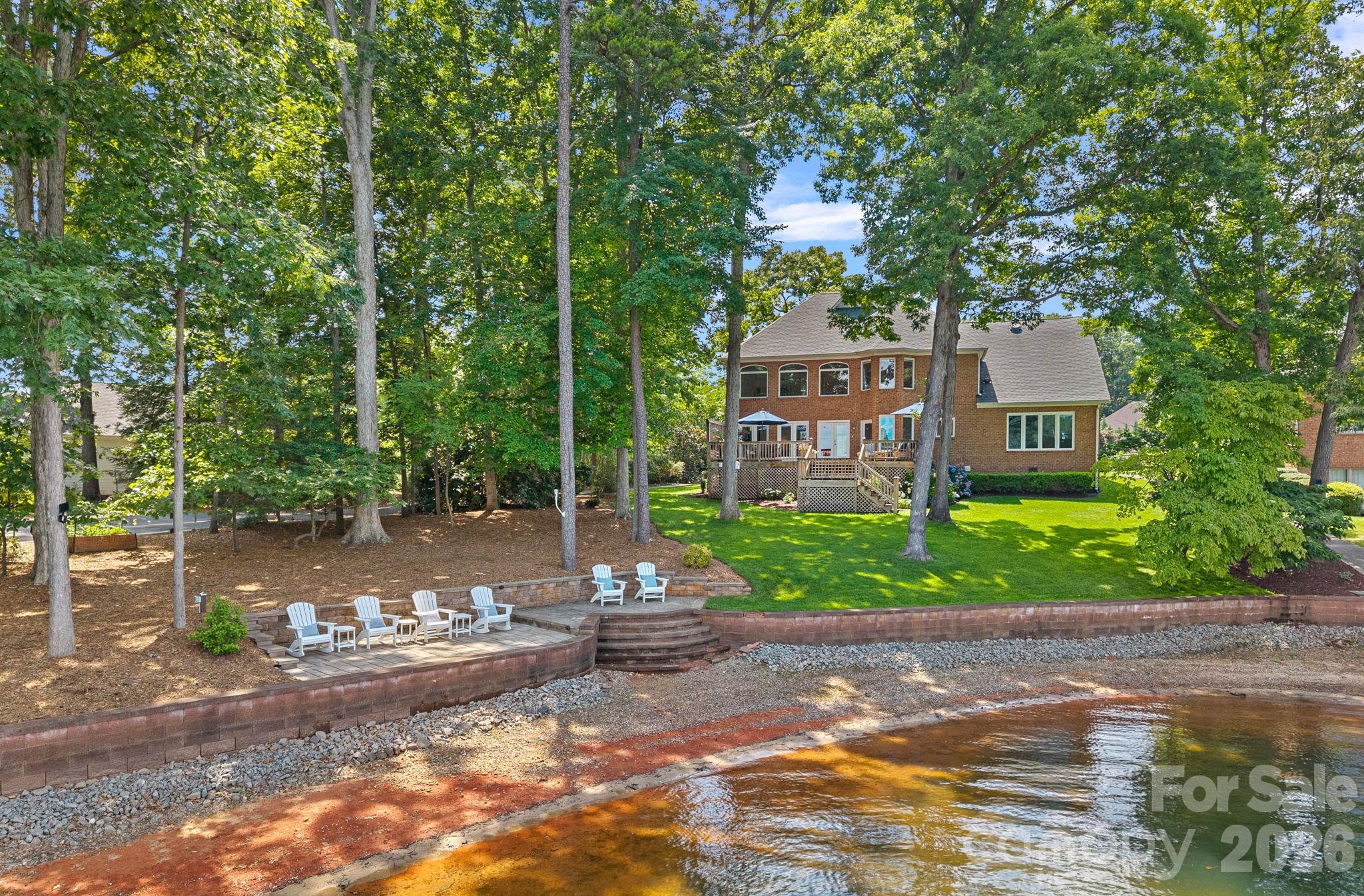 8160 Waterford Drive — Stanley