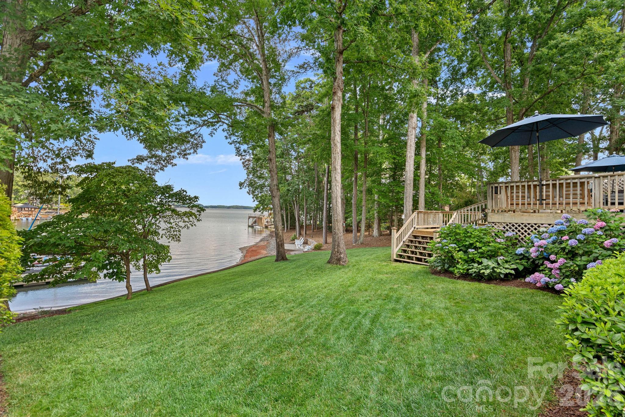 8160 Waterford Drive — Stanley