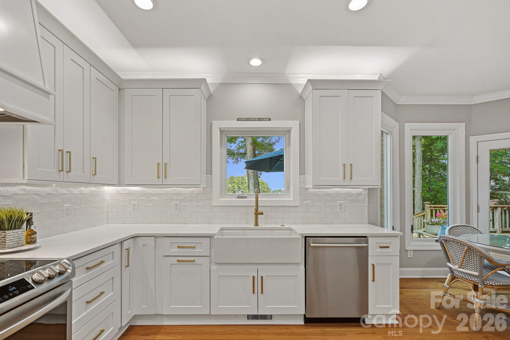 8160 Waterford Drive — Stanley