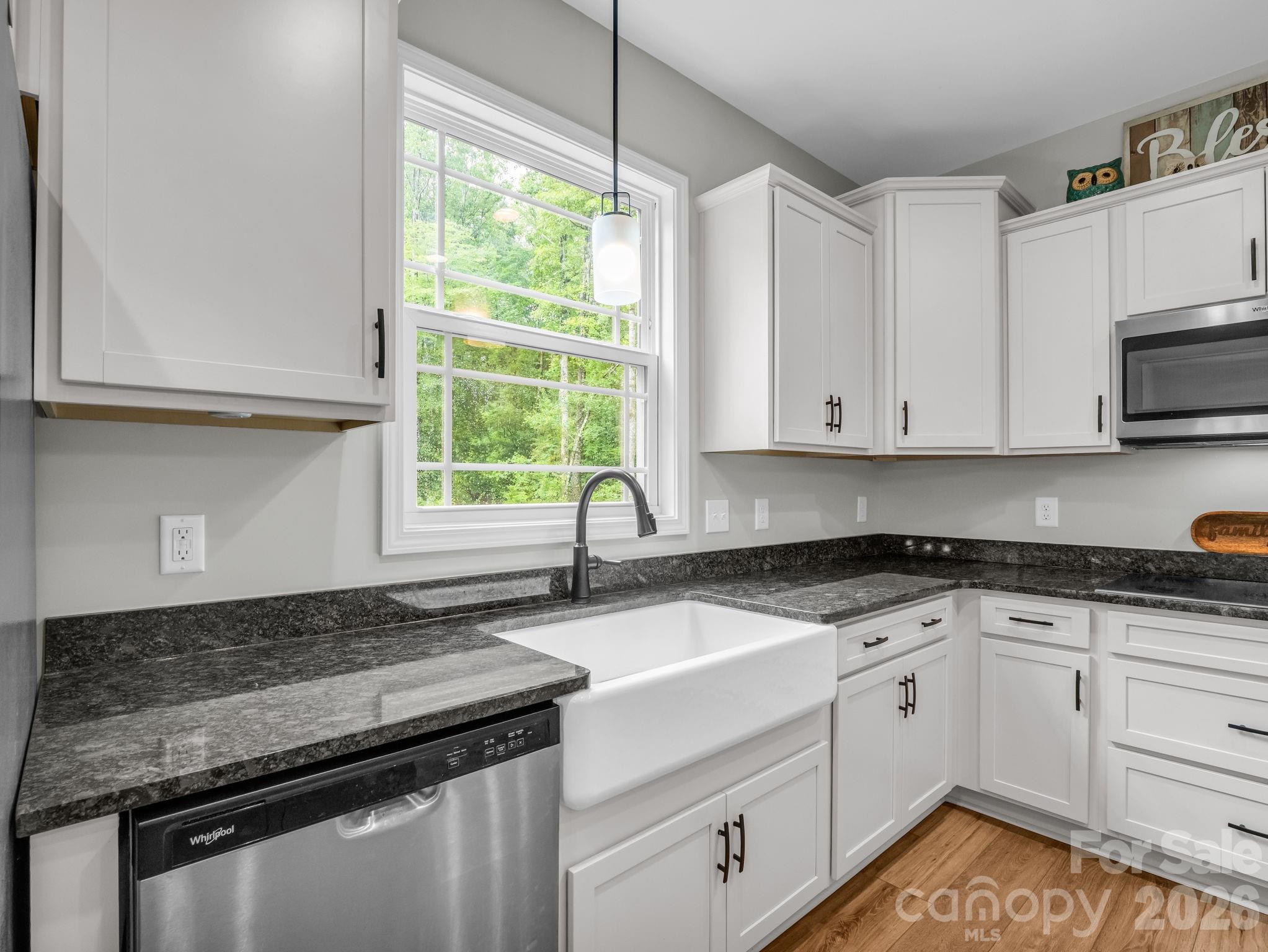 905 Rolling Road — Lincolnton