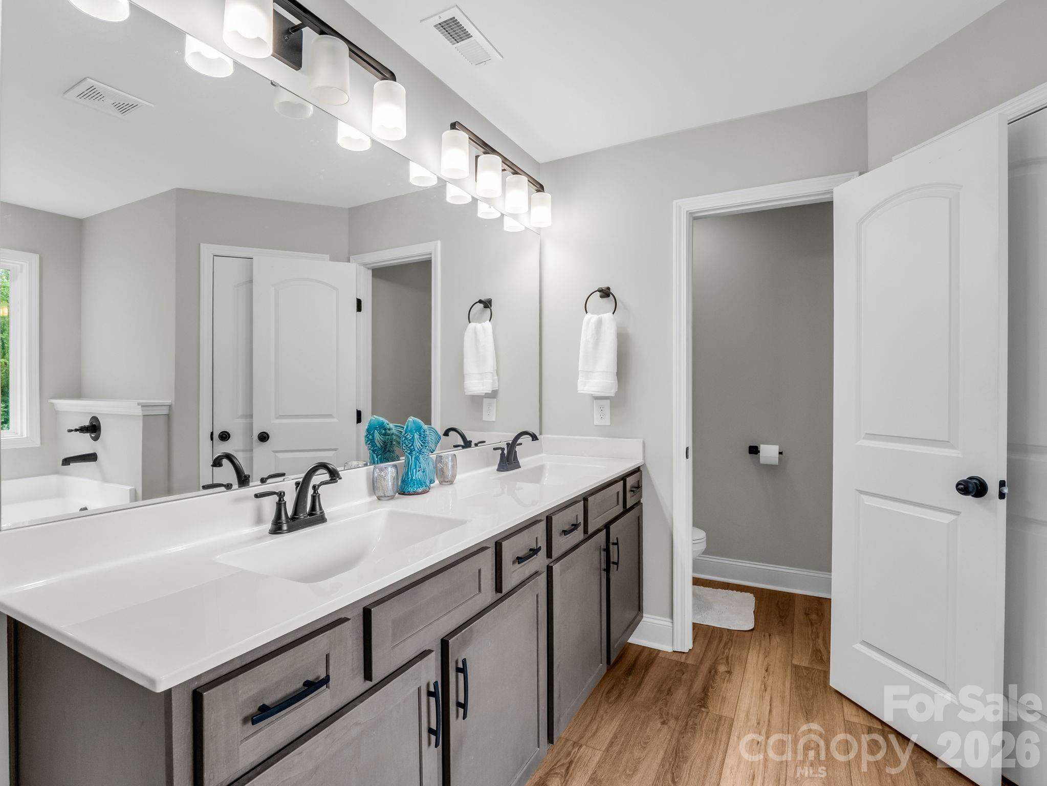 905 Rolling Road — Lincolnton