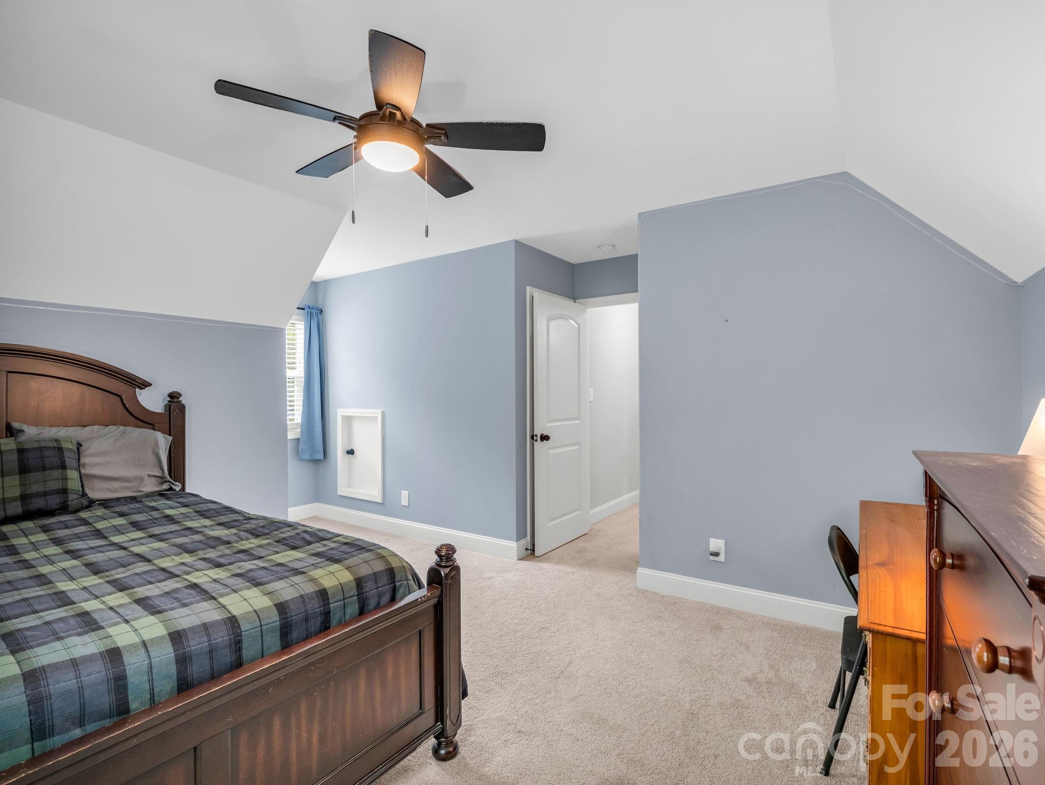 905 Rolling Road — Lincolnton