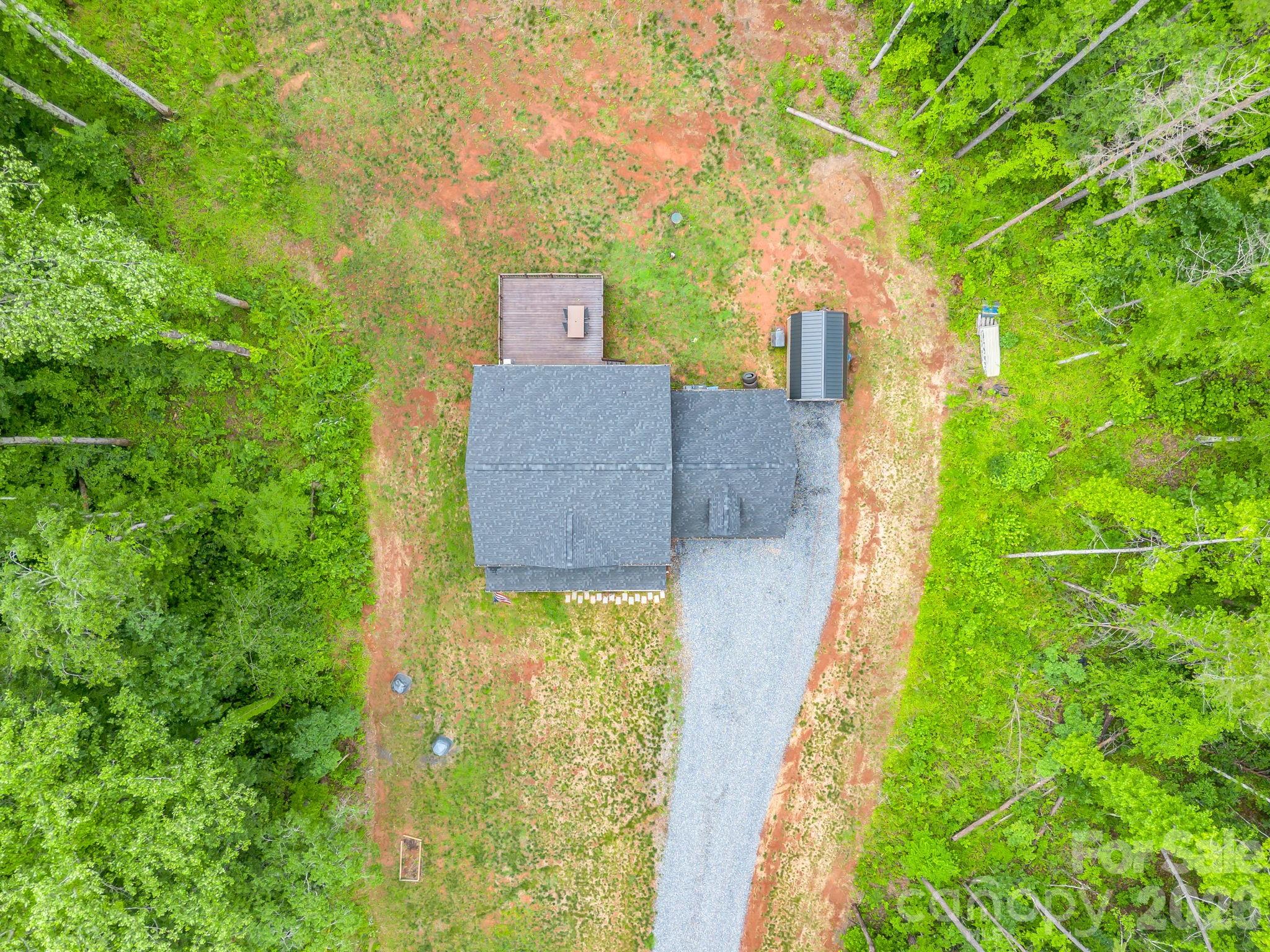 905 Rolling Road — Lincolnton