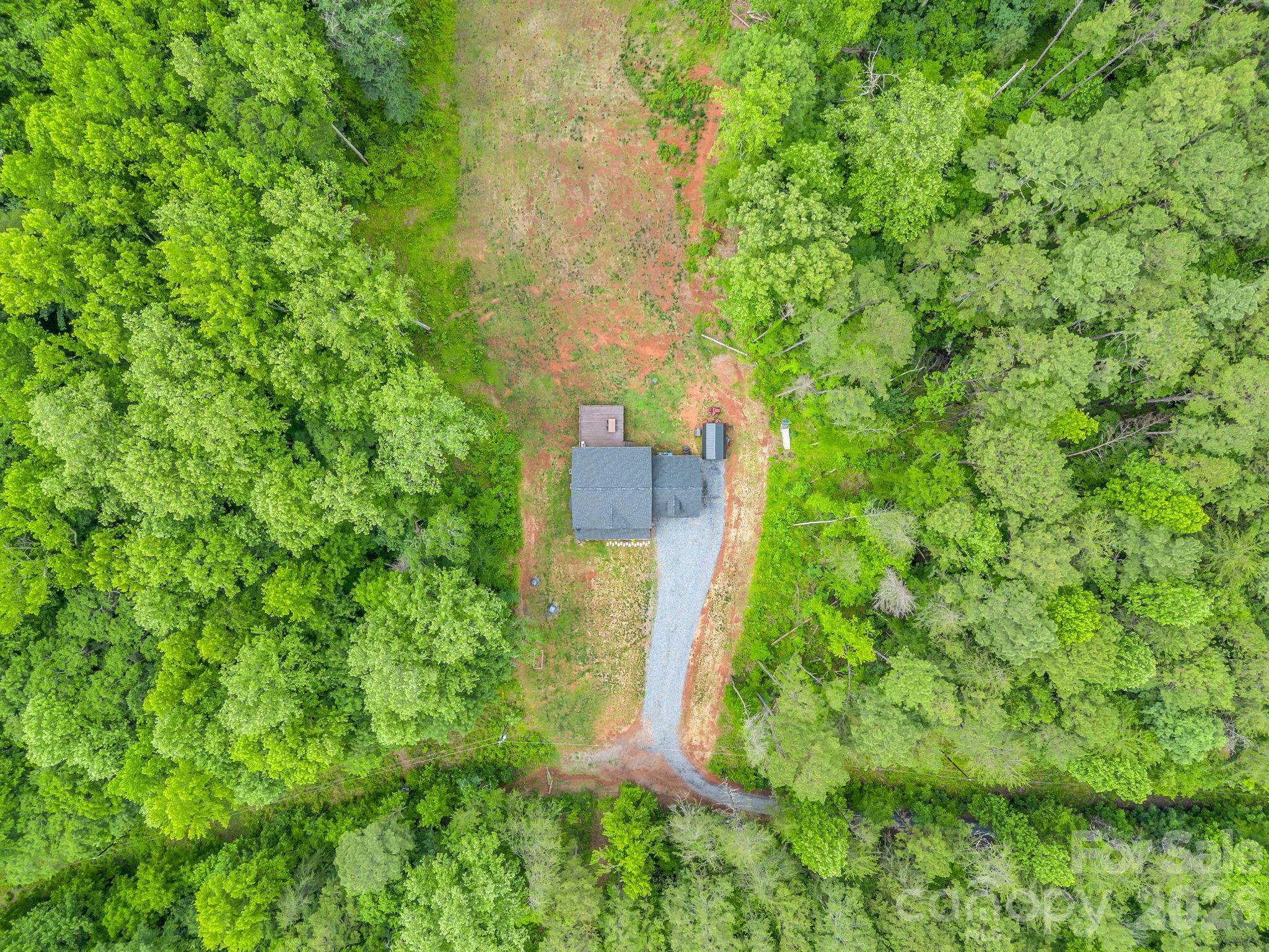 905 Rolling Road — Lincolnton