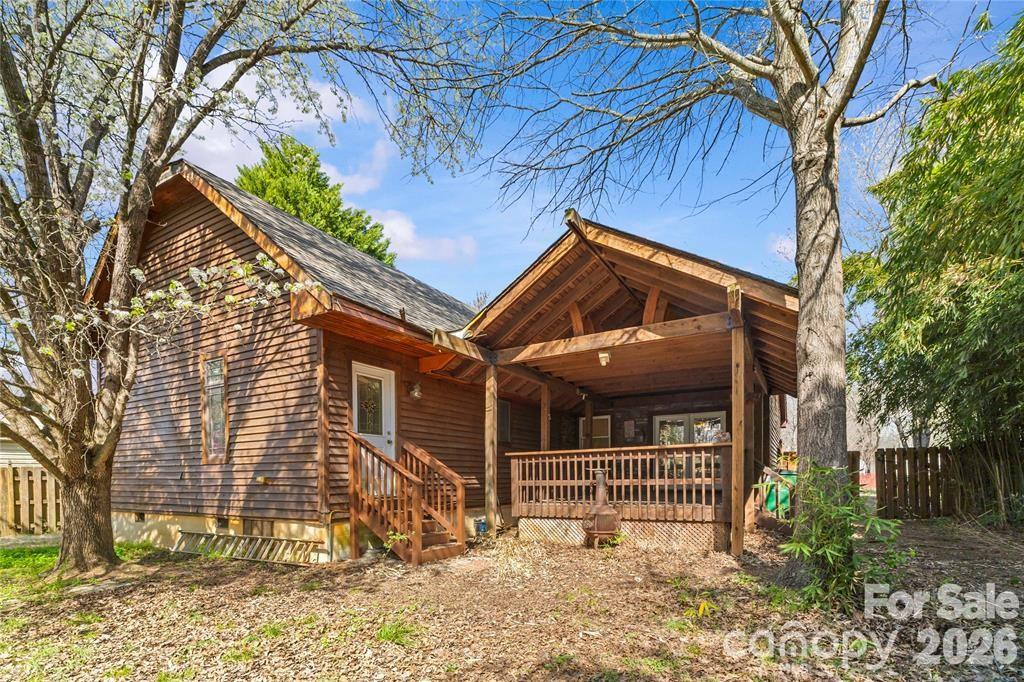 11826 Merriweather Drive — Charlotte
