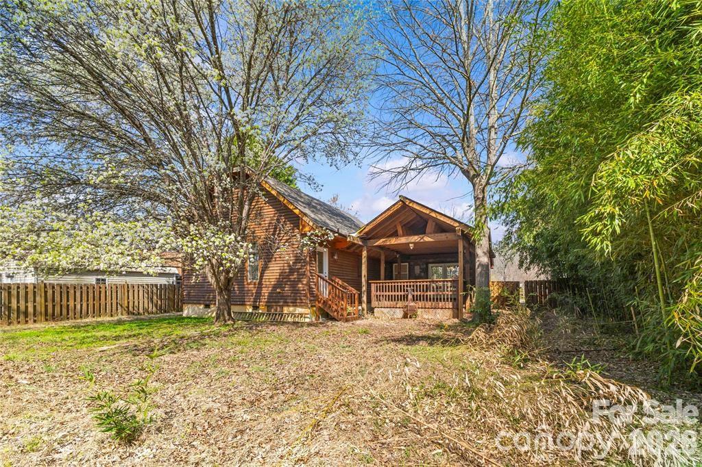 11826 Merriweather Drive — Charlotte