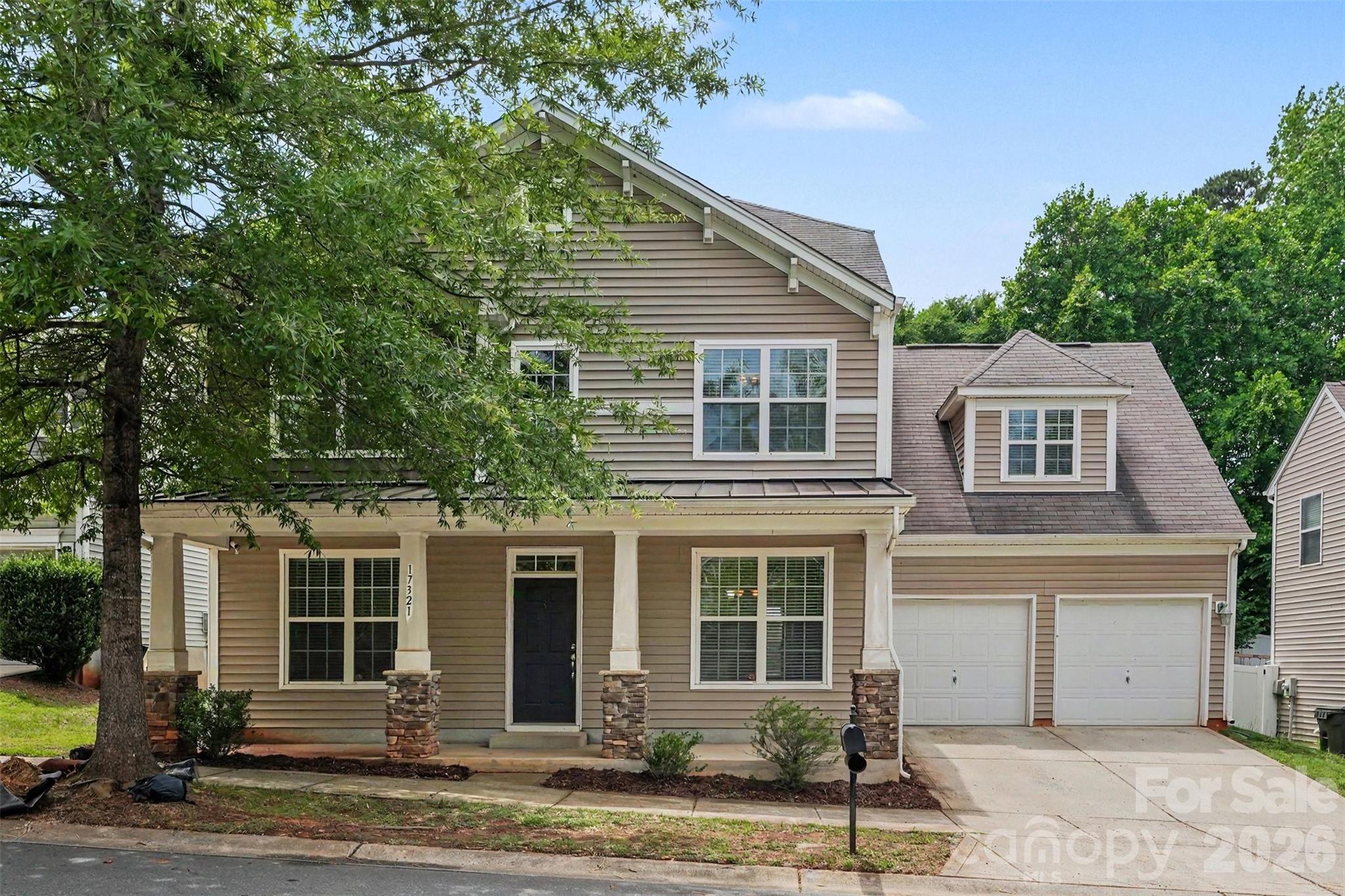 17321 Caldwell Track Drive — Huntersville