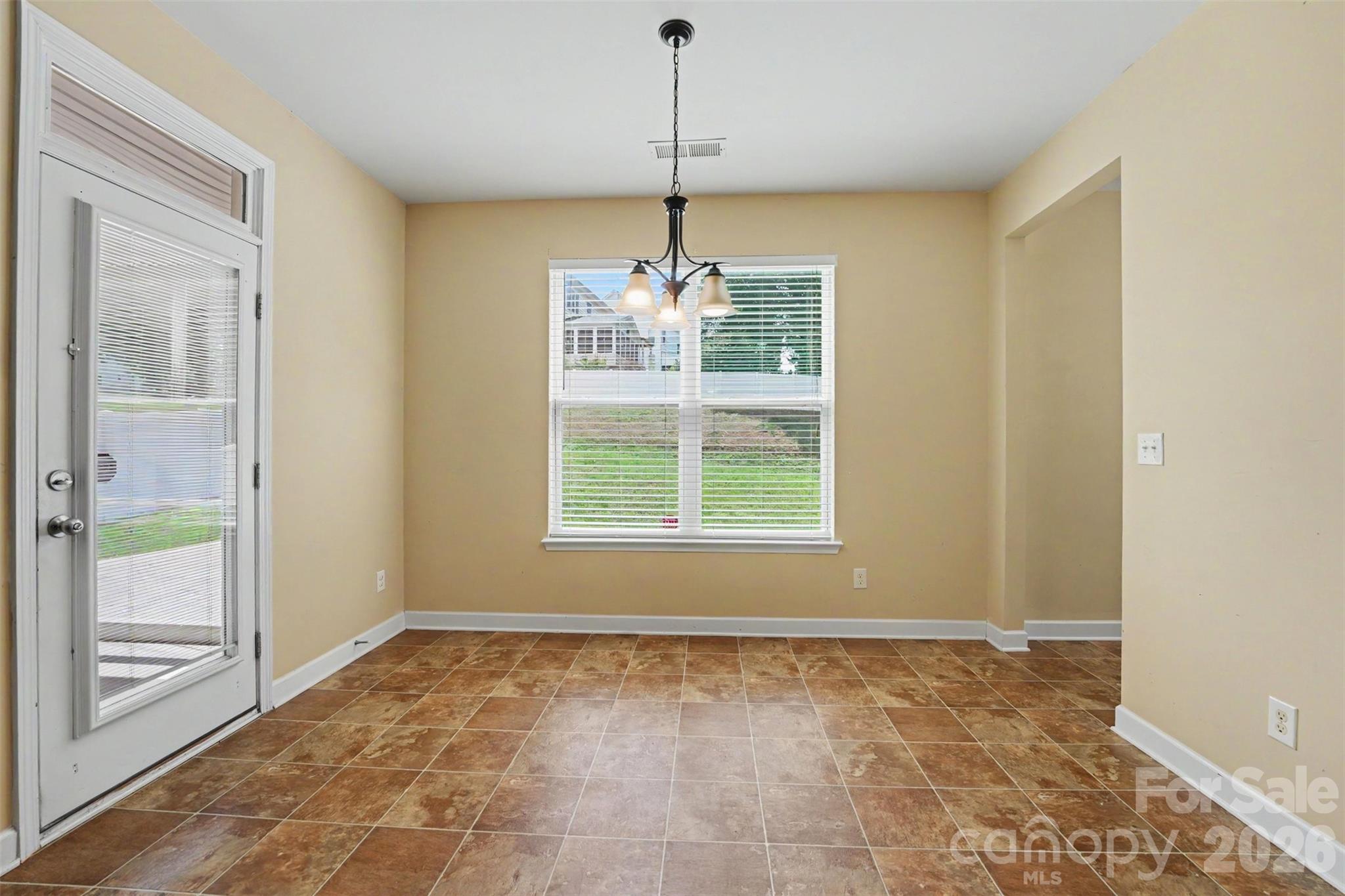 17321 Caldwell Track Drive — Huntersville