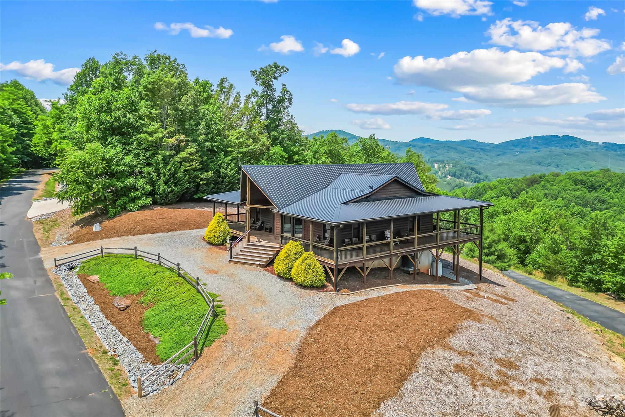 122 Azule Ridge Drive — Bostic
