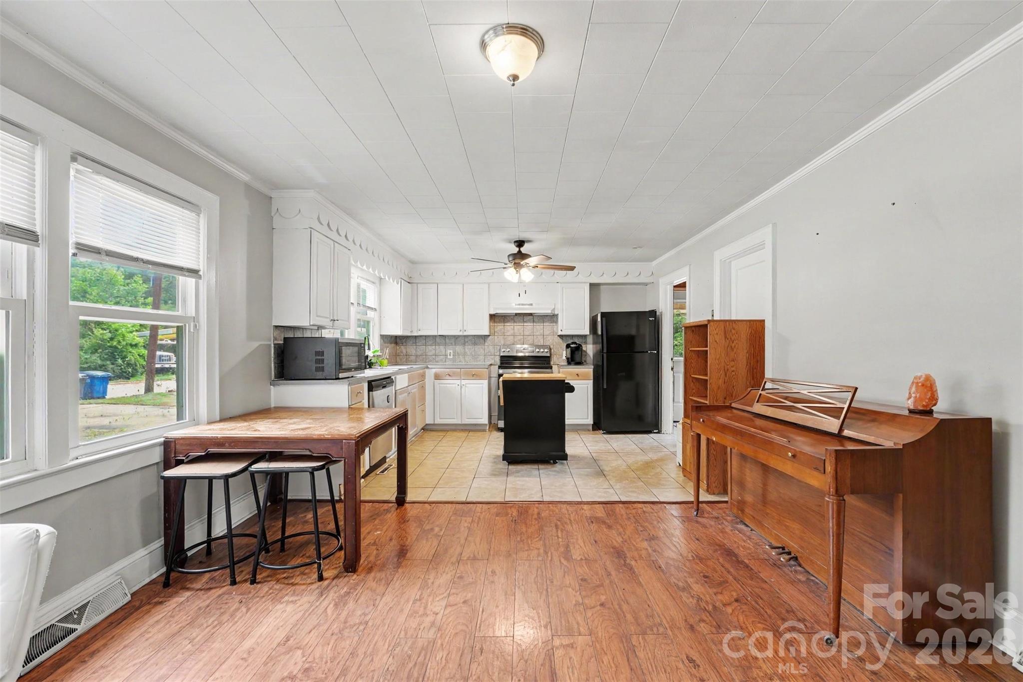 2039 Cline Street — Statesville
