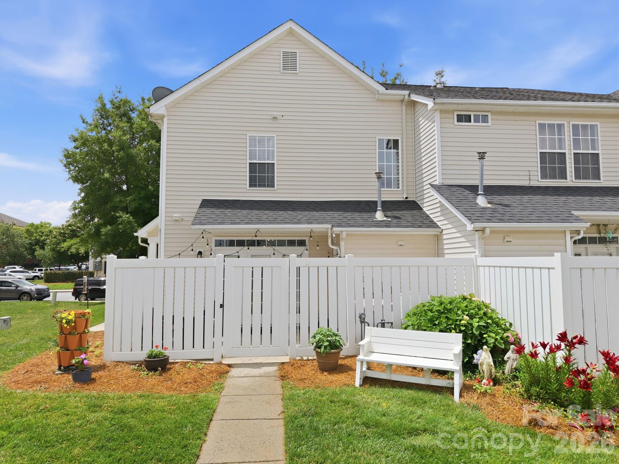 4130 Town Center Road — Harrisburg