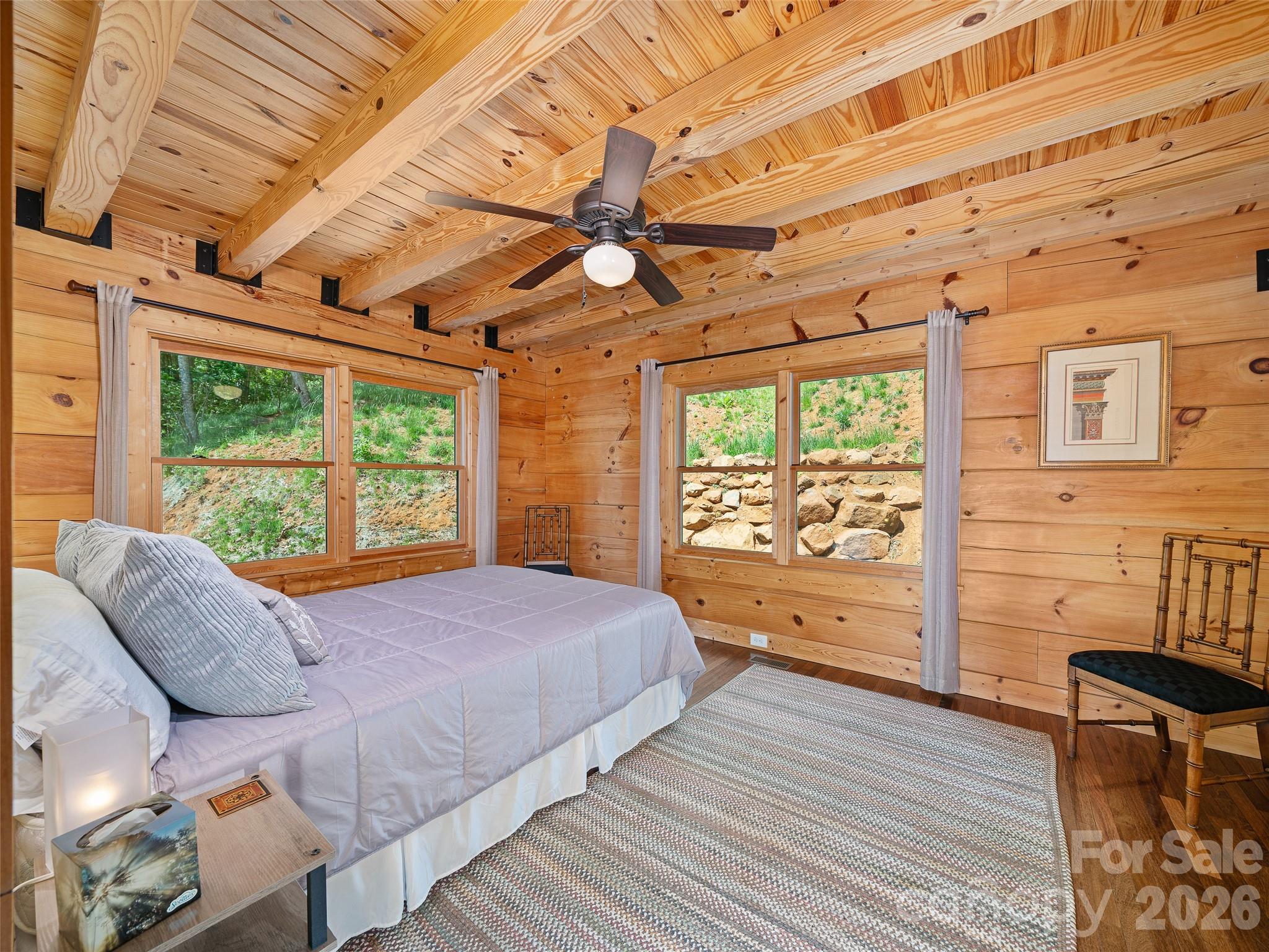 483 Birdie Lane — Bakersville