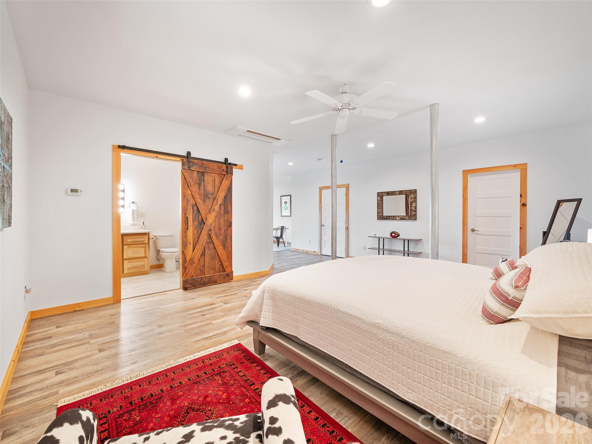 483 Birdie Lane — Bakersville