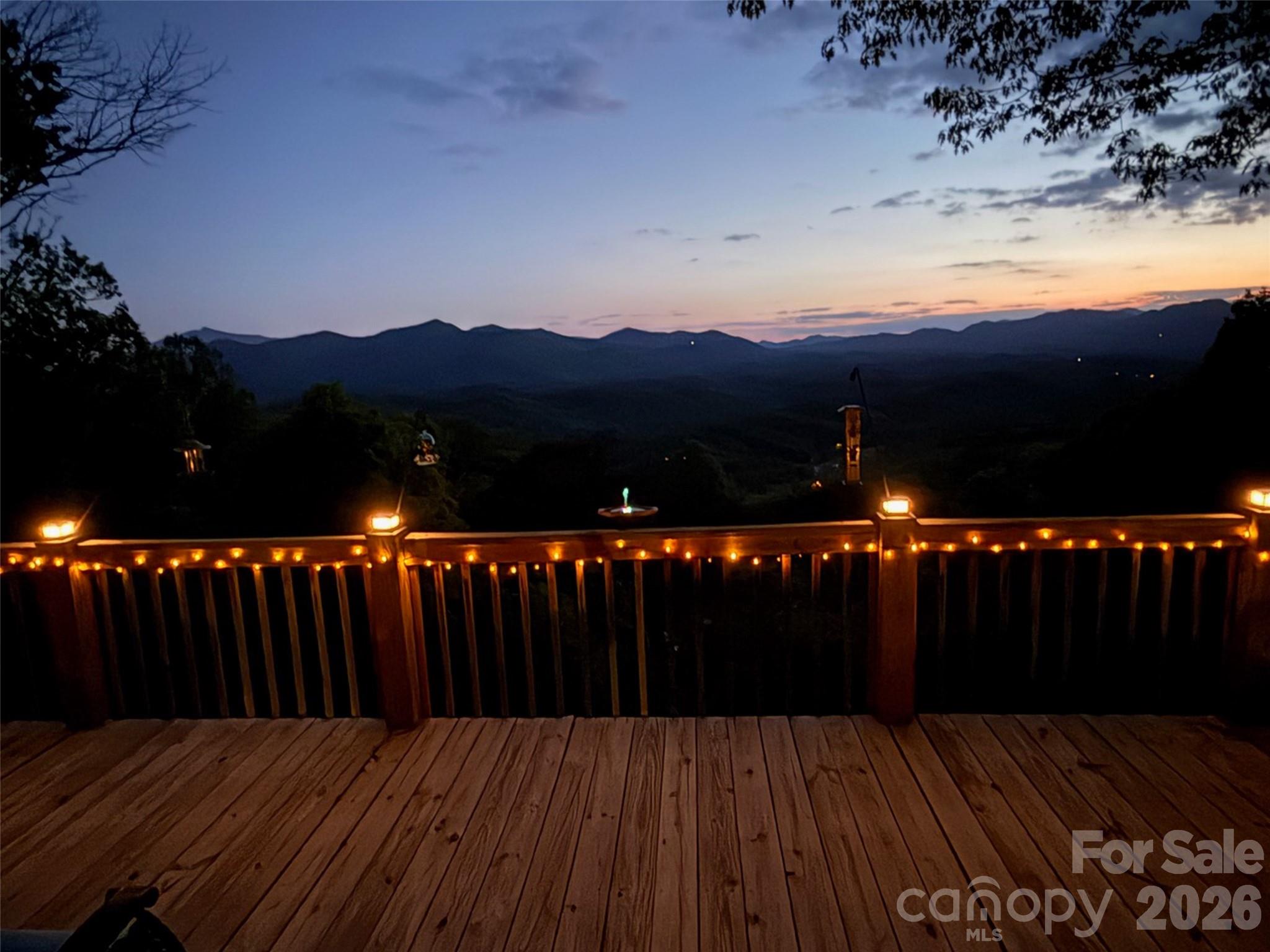 483 Birdie Lane — Bakersville