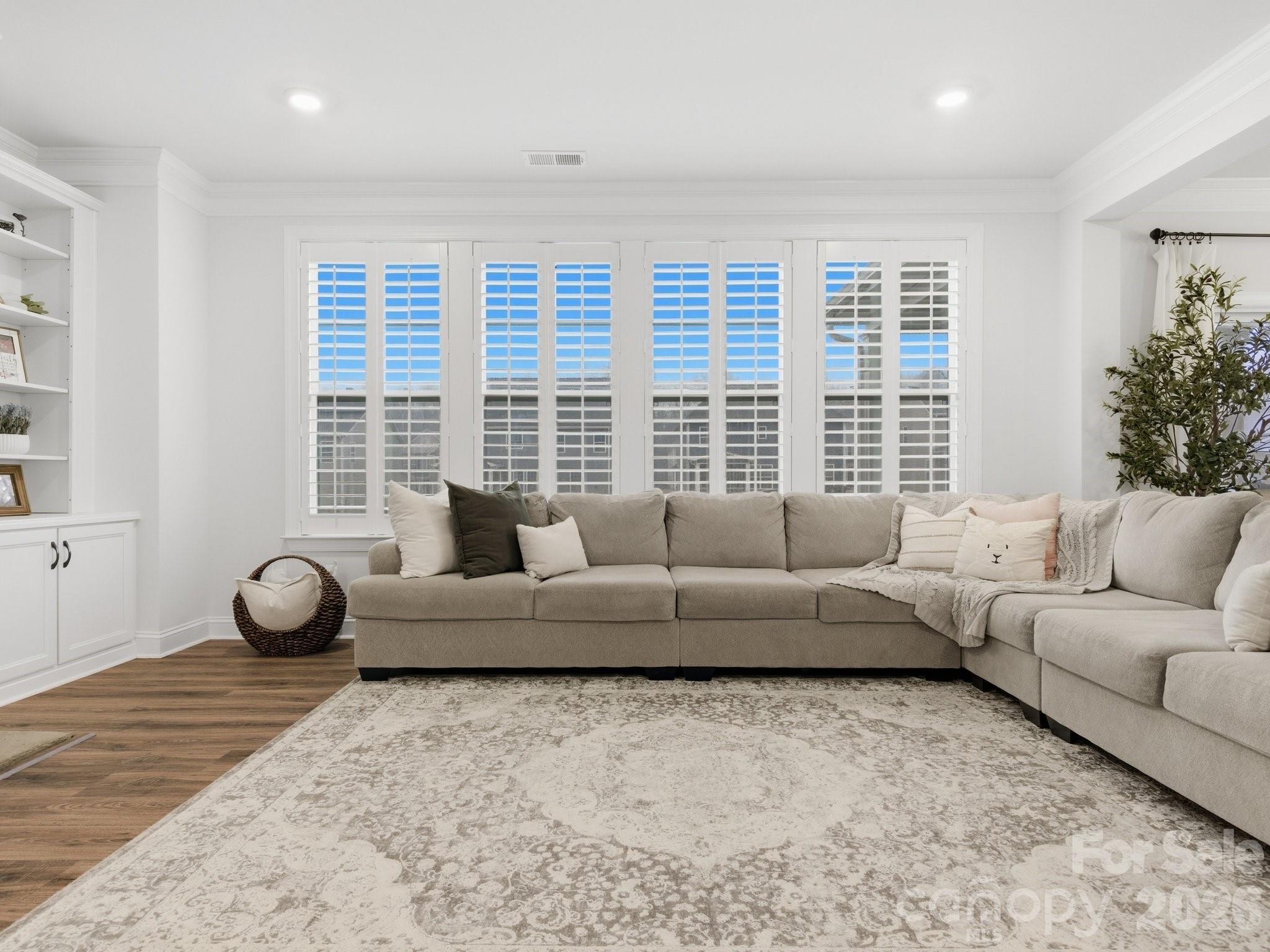 2204 Skybrook Oaks Drive — Huntersville