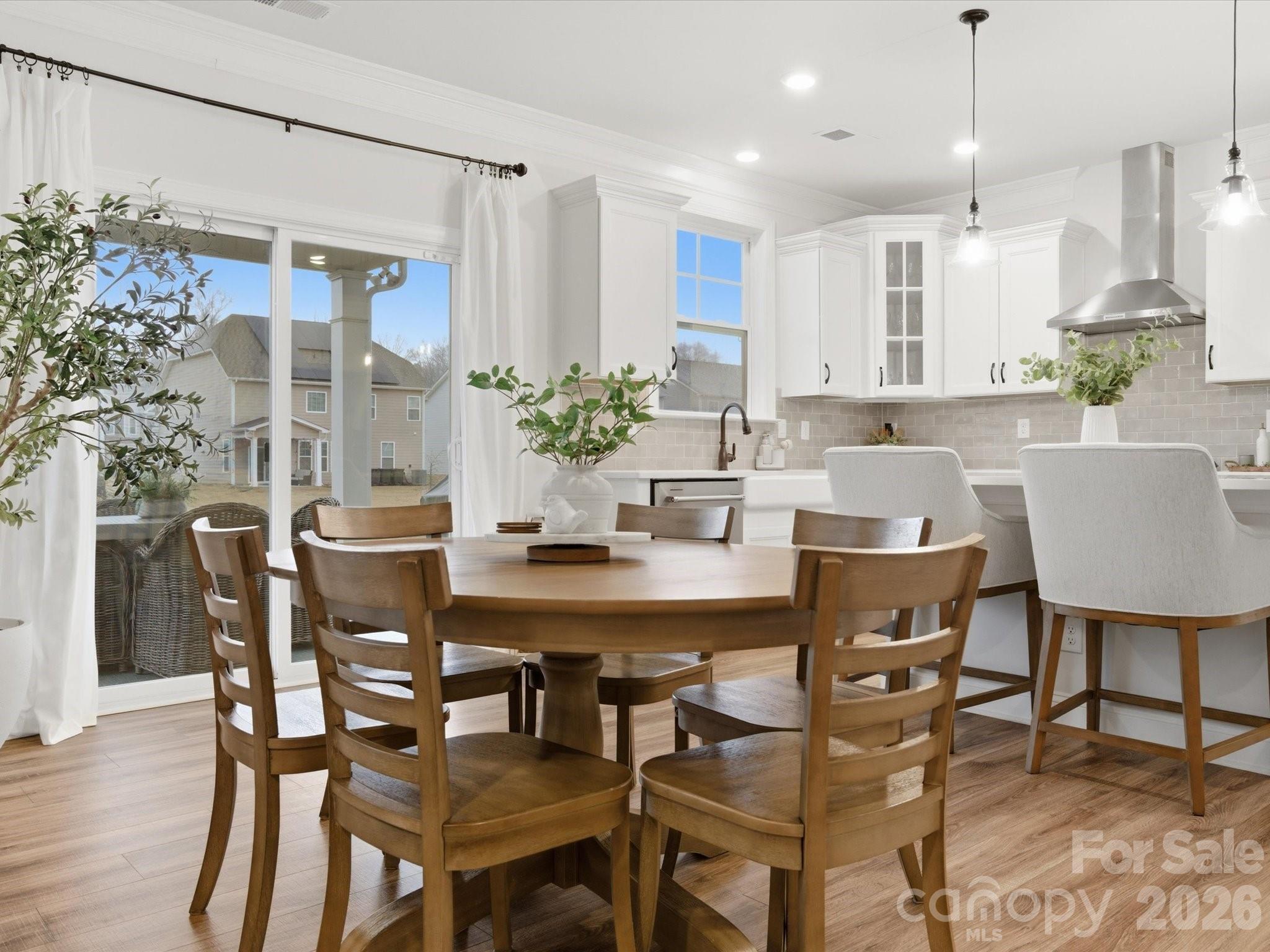 2204 Skybrook Oaks Drive — Huntersville
