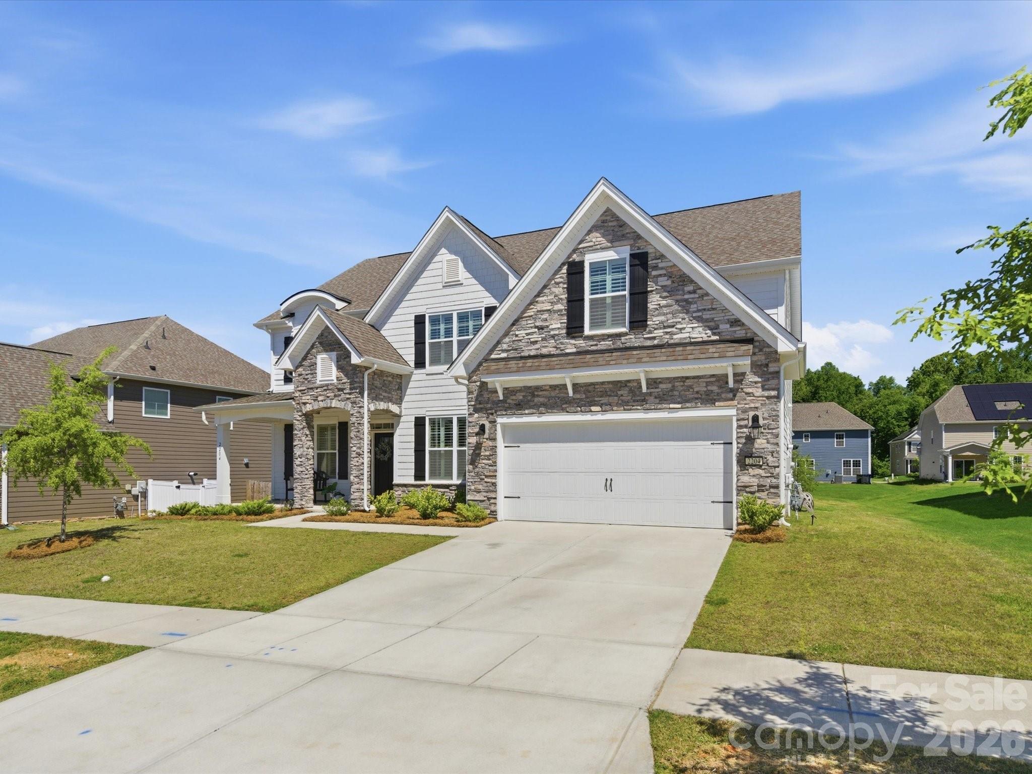 2204 Skybrook Oaks Drive — Huntersville