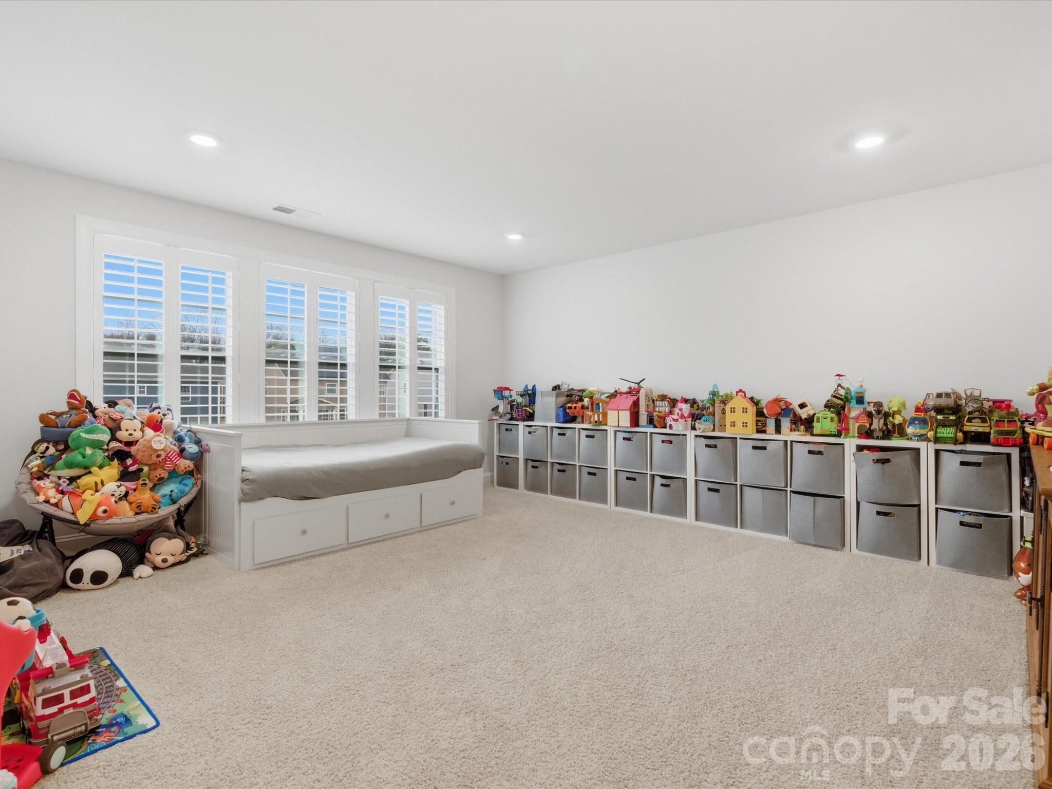 2204 Skybrook Oaks Drive — Huntersville