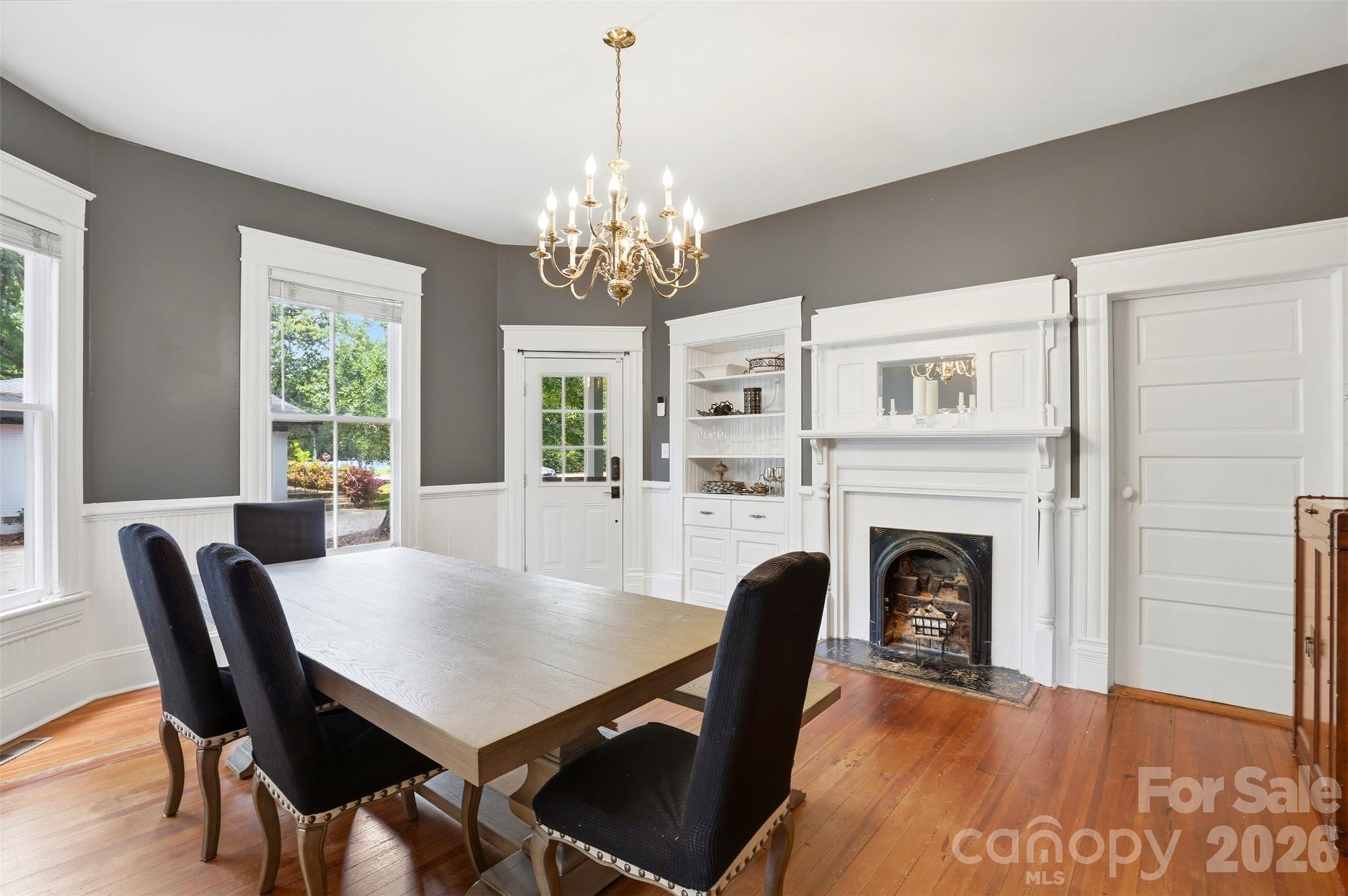 504 E Talleyrand Avenue — Monroe