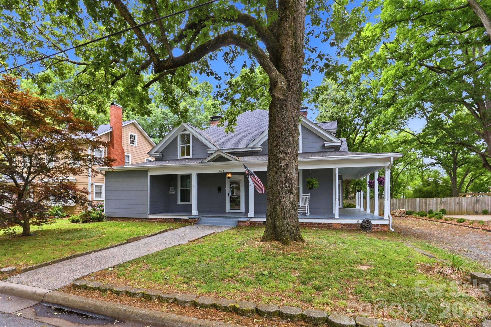 504 E Talleyrand Avenue — Monroe