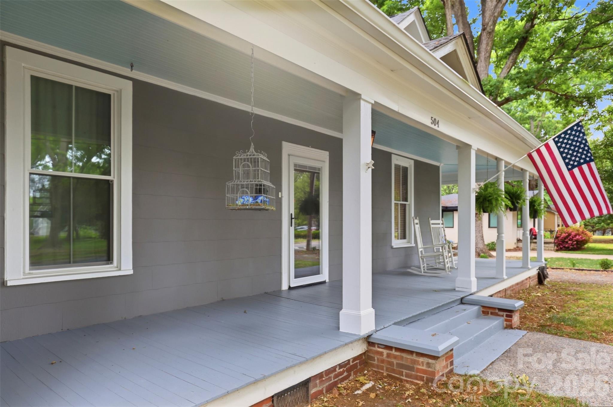 504 E Talleyrand Avenue — Monroe