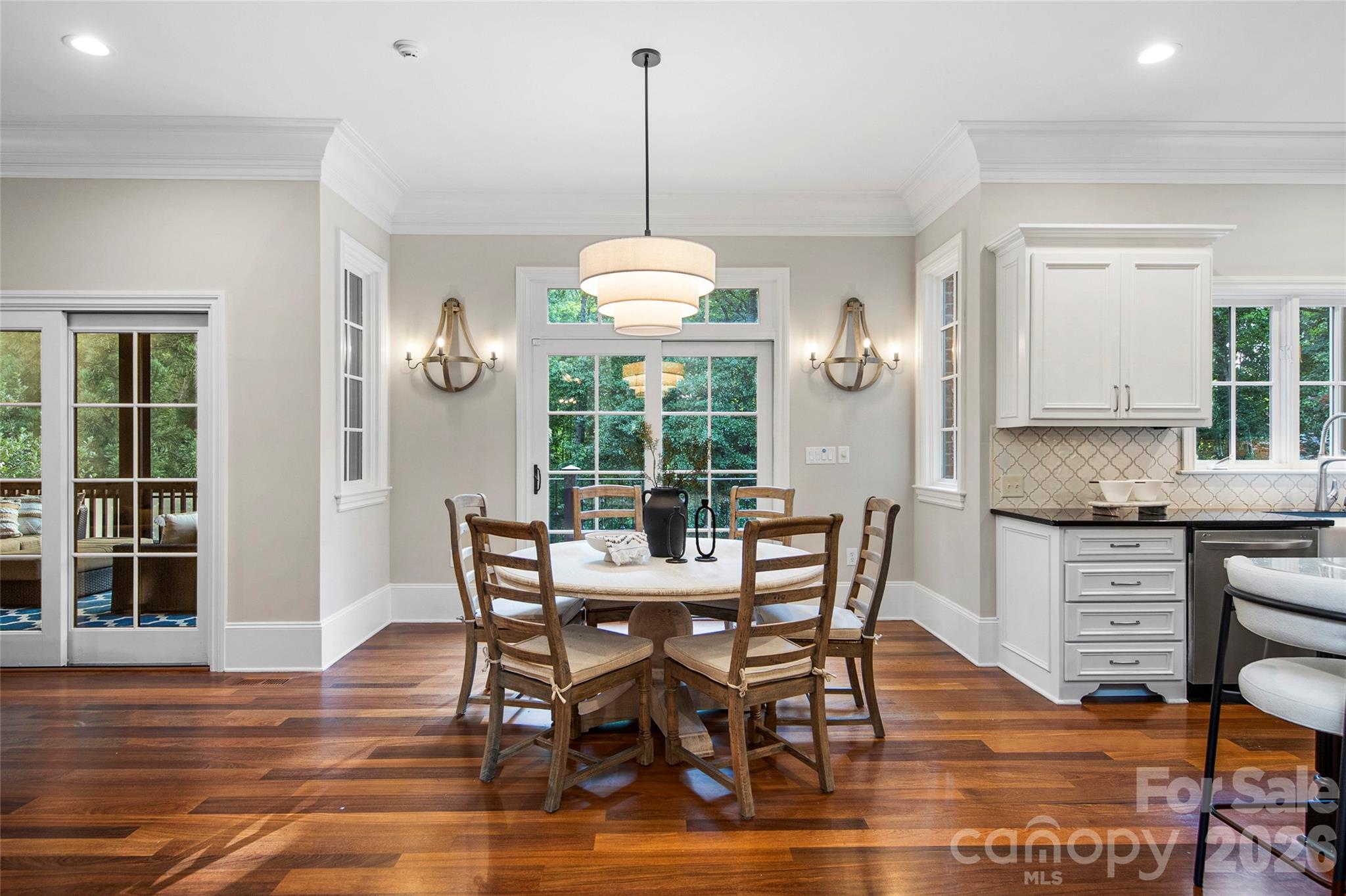 1616 Lookout Circle — Waxhaw
