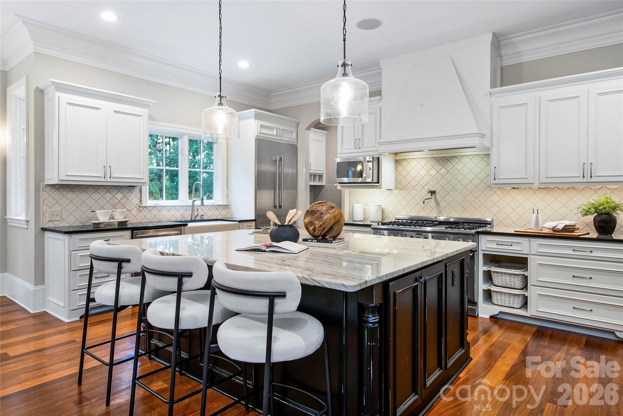 1616 Lookout Circle — Waxhaw