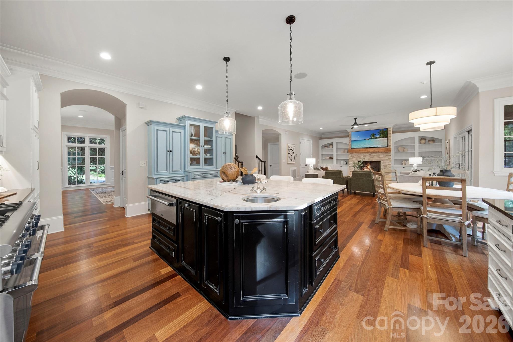 1616 Lookout Circle — Waxhaw
