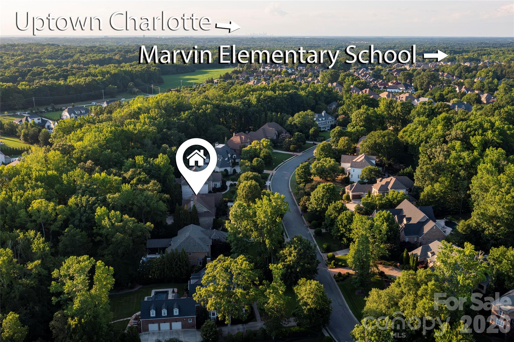 1616 Lookout Circle — Waxhaw
