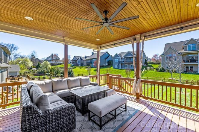 61 Barnrock Drive — Mills River
