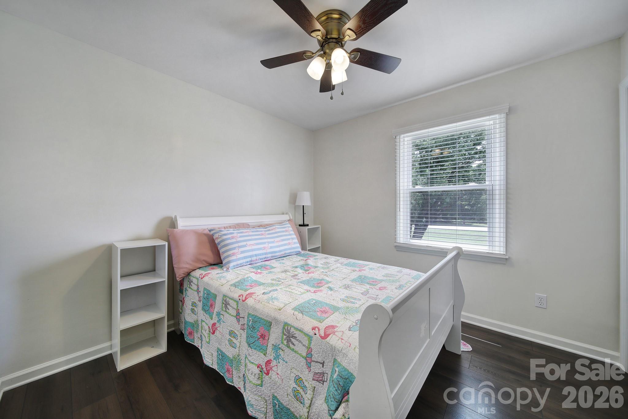 1516 Lowrys Highway — Chester
