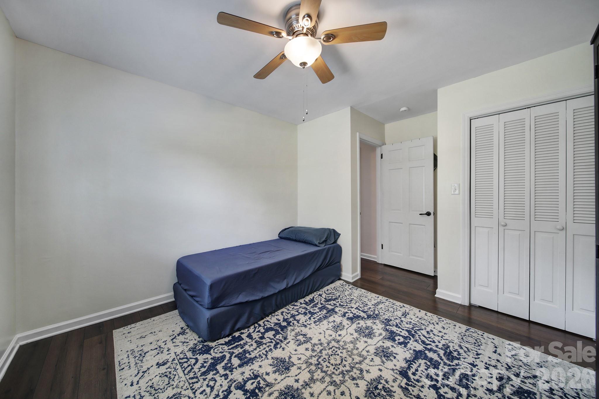 1516 Lowrys Highway — Chester