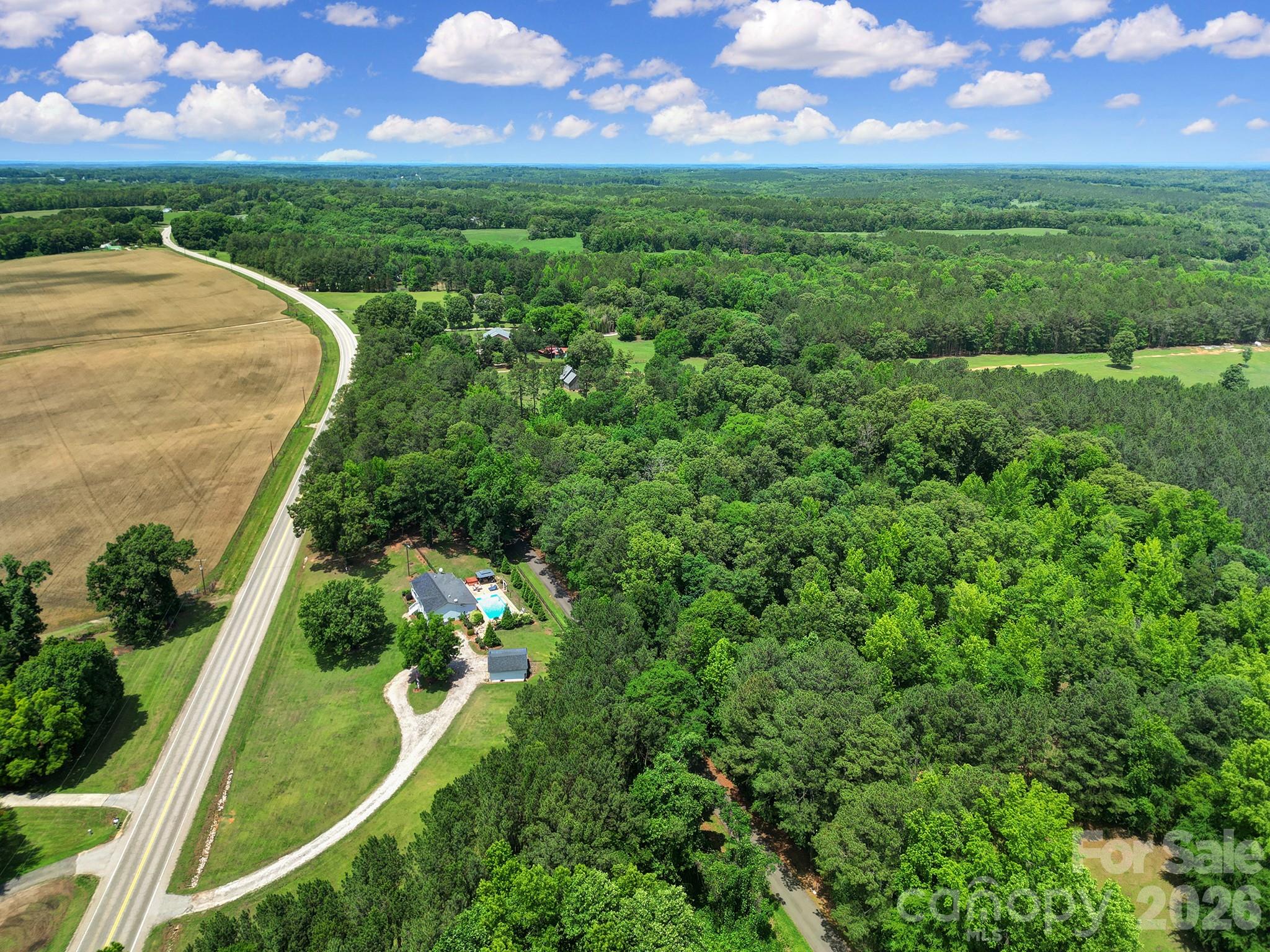 1516 Lowrys Highway — Chester