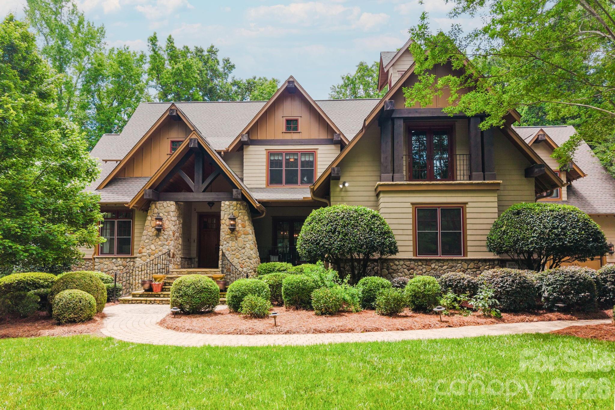 10930 Green Heron Court — Charlotte