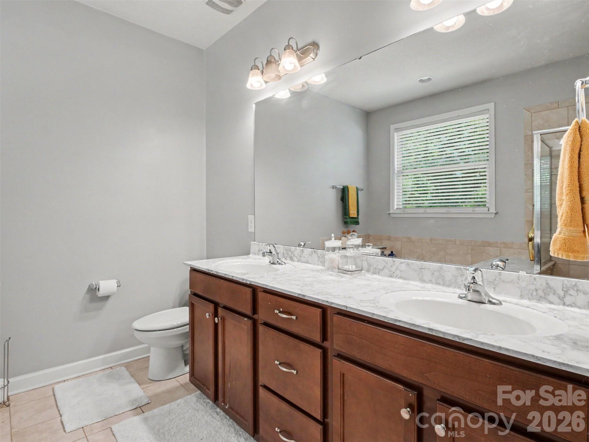 7128 Toxaway Lane — Charlotte