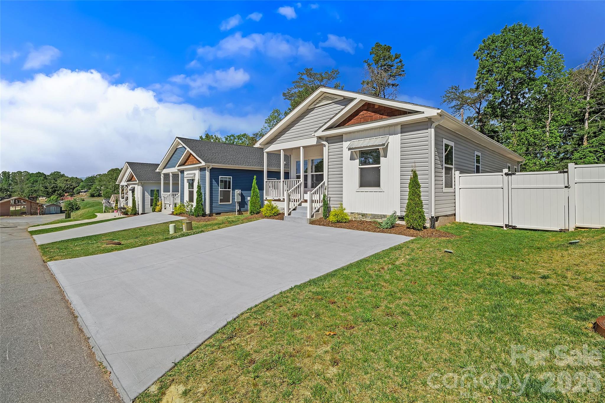 123 Bellamy Road — Asheville