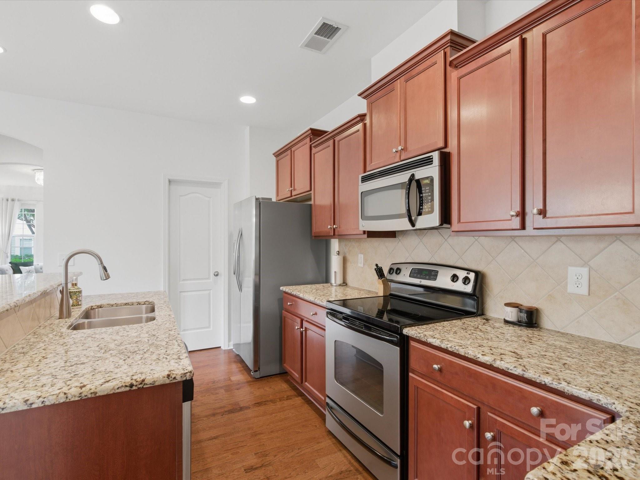 18439 The Commons Boulevard — Cornelius