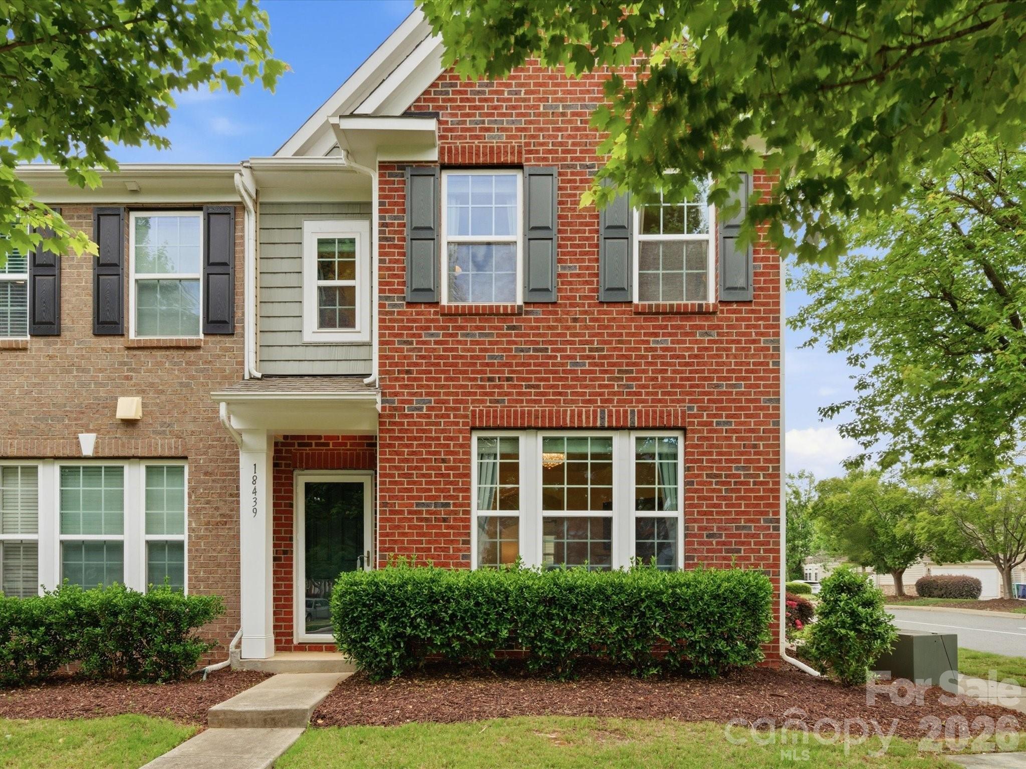 18439 The Commons Boulevard — Cornelius