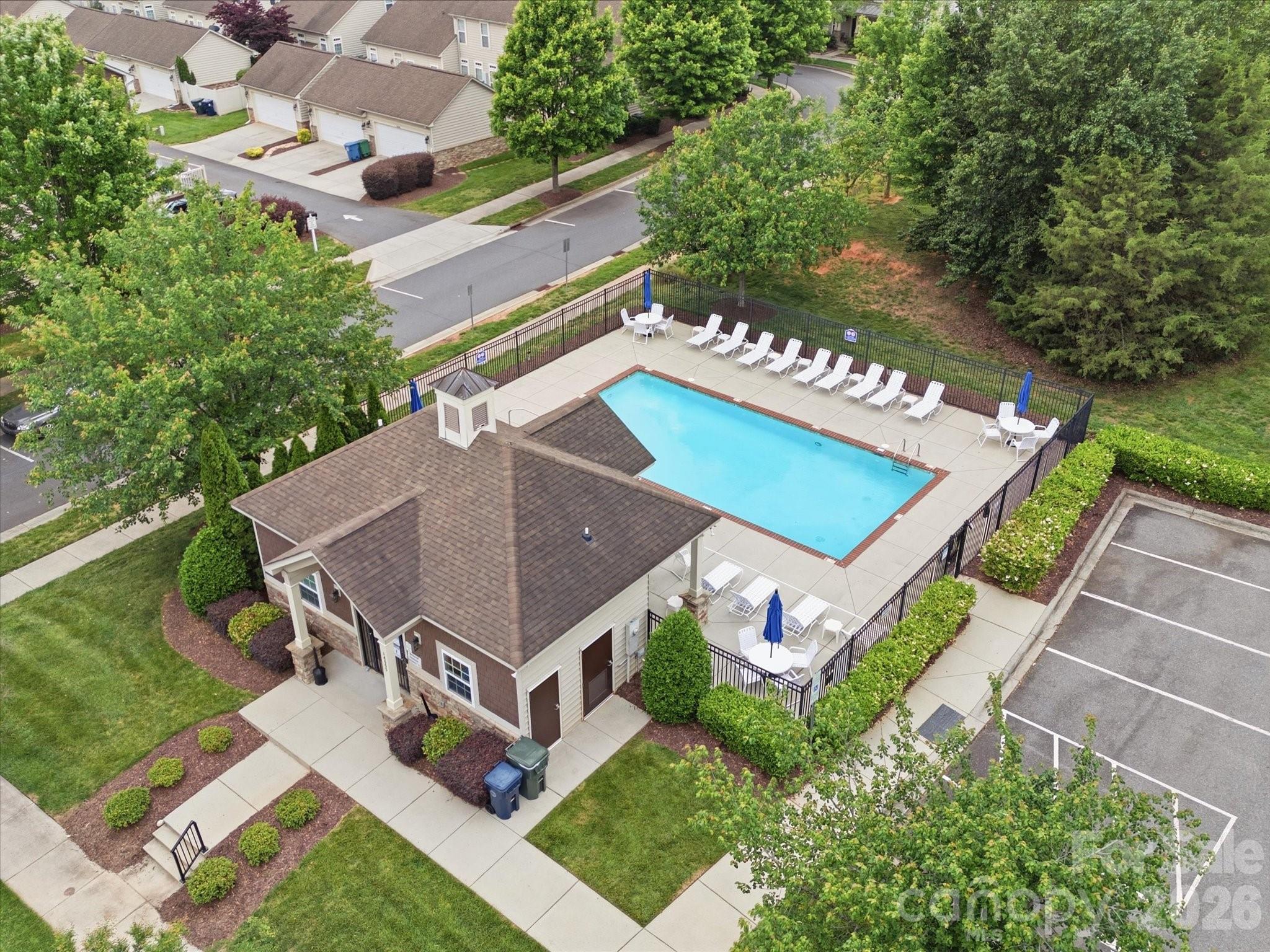 18439 The Commons Boulevard — Cornelius