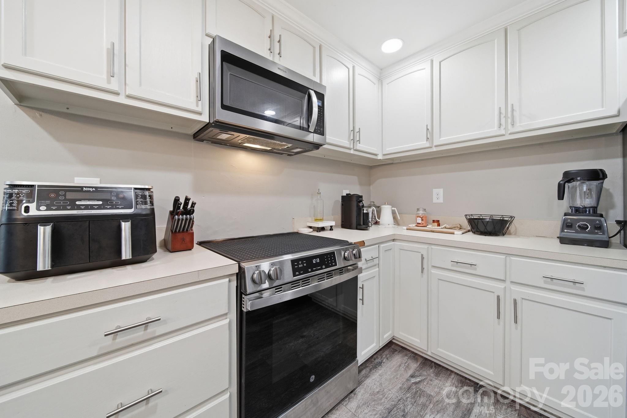348 Palmer Circle — Rockwell