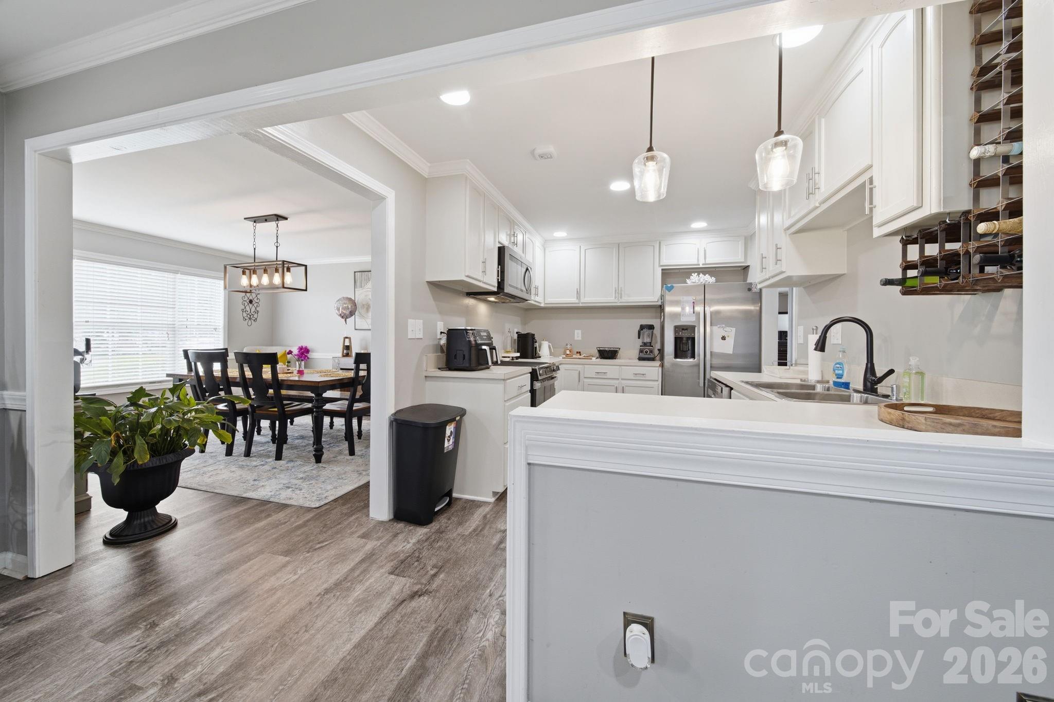 348 Palmer Circle — Rockwell